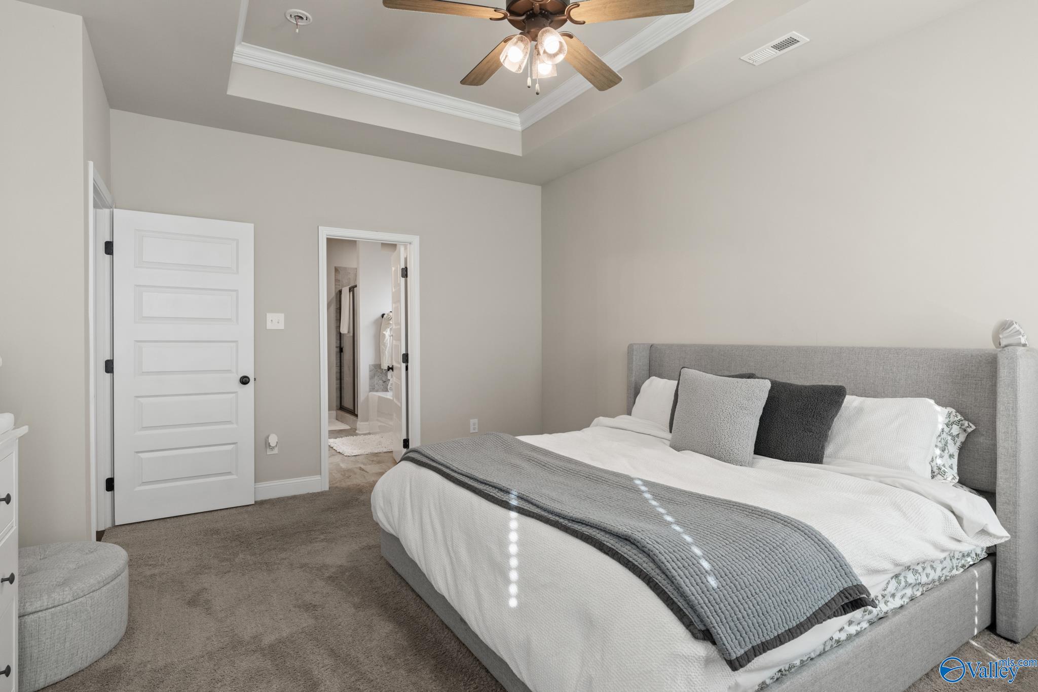 26256 Kennesaw Bluff Drive