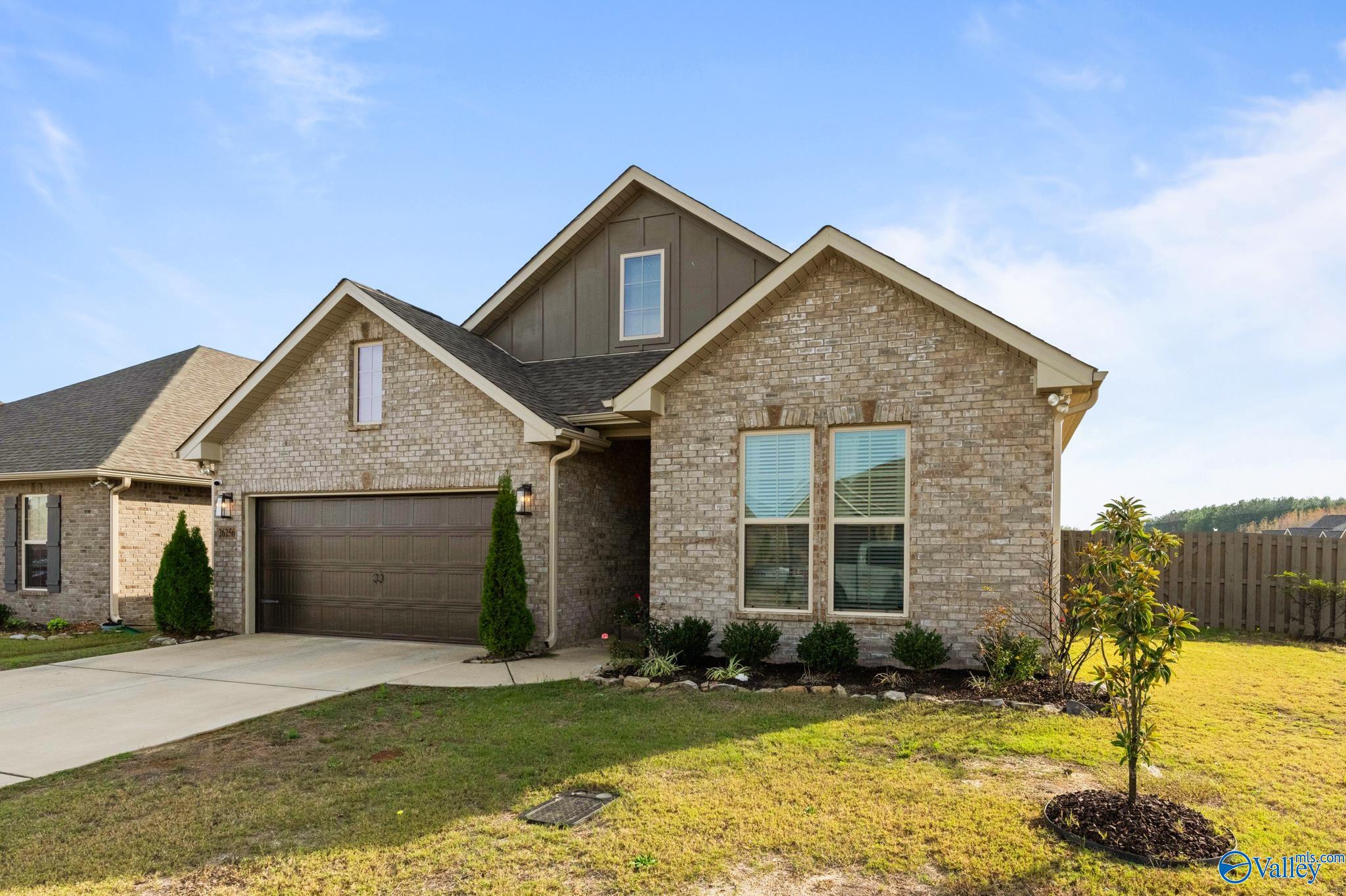 26256 Kennesaw Bluff Drive
