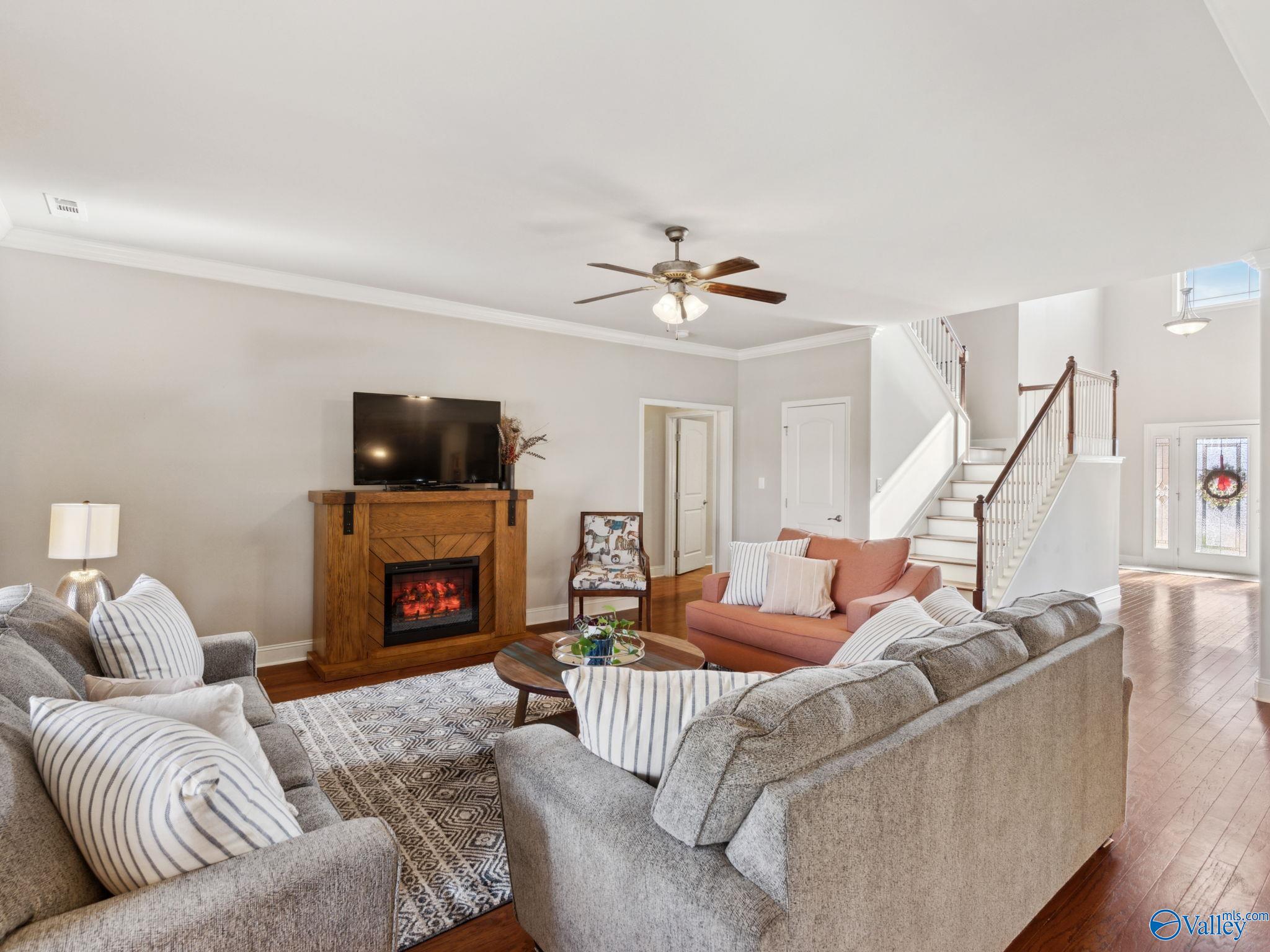 2948 Pasture View Lane