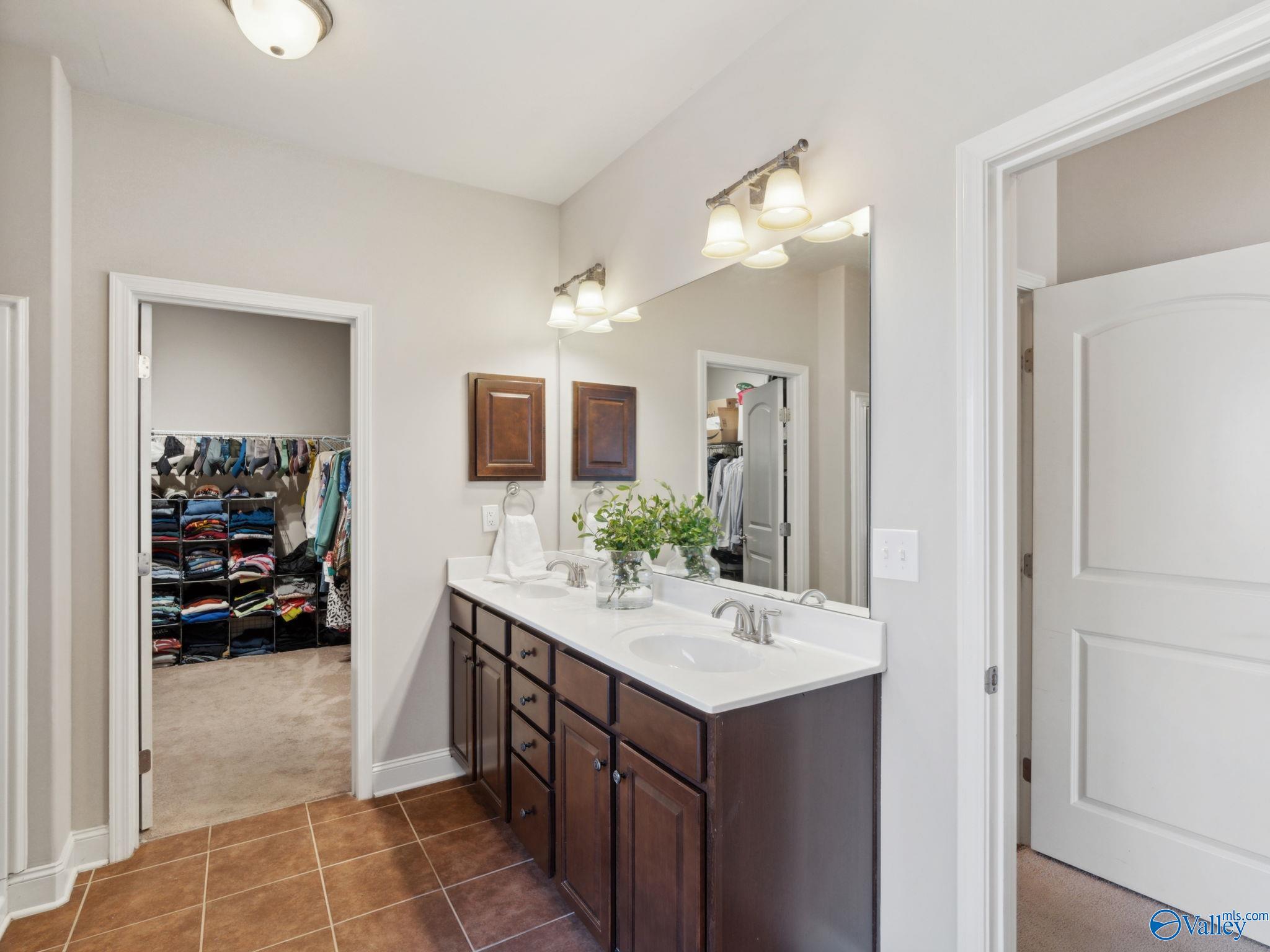 2948 Pasture View Lane