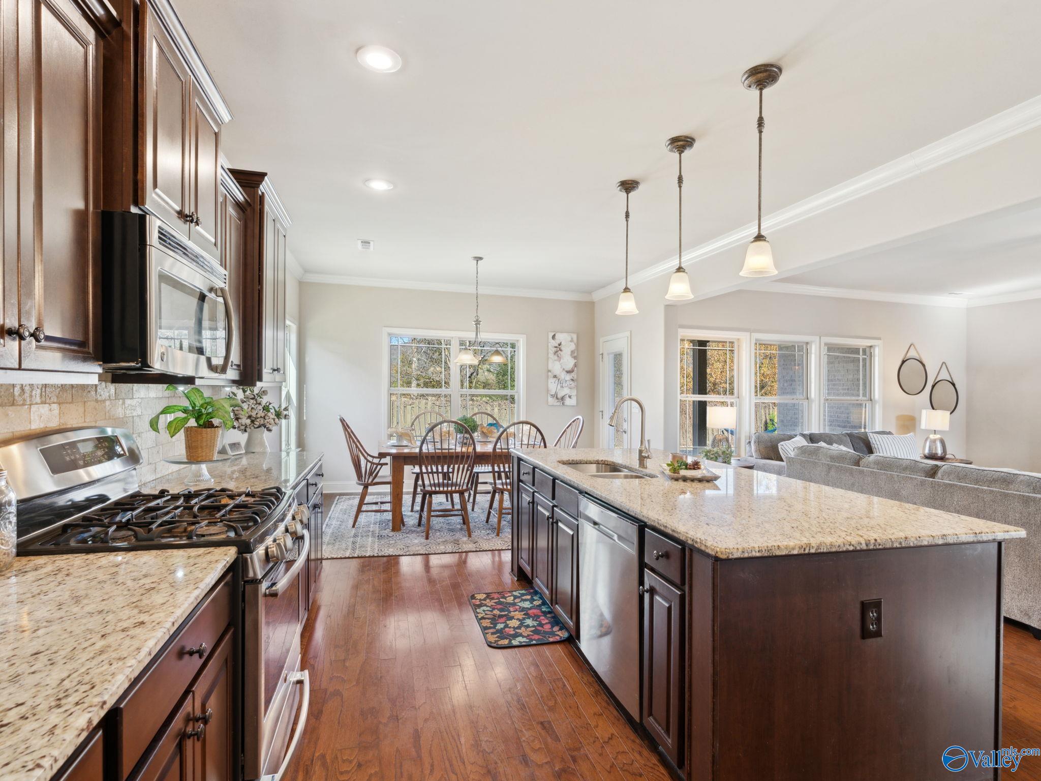 2948 Pasture View Lane