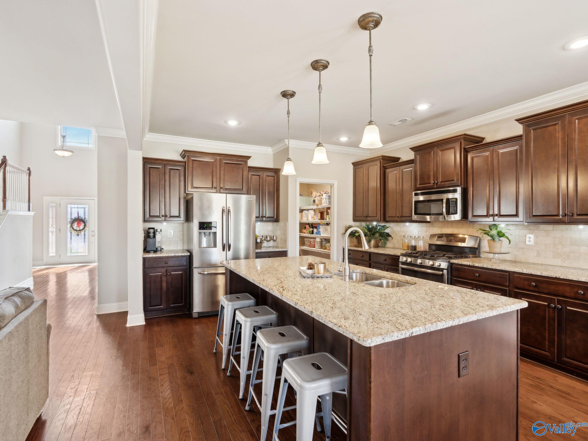 2948 Pasture View Lane