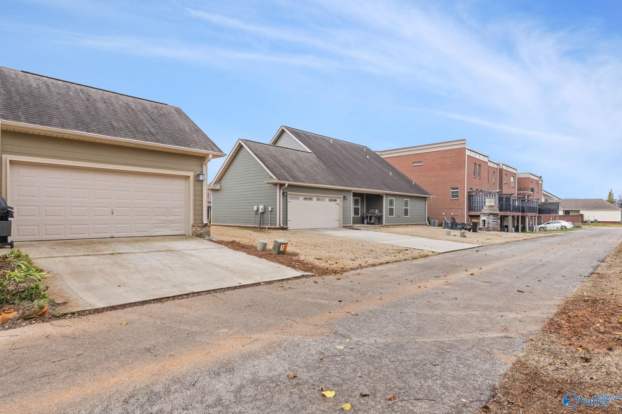 6403 Lincoln Park Place