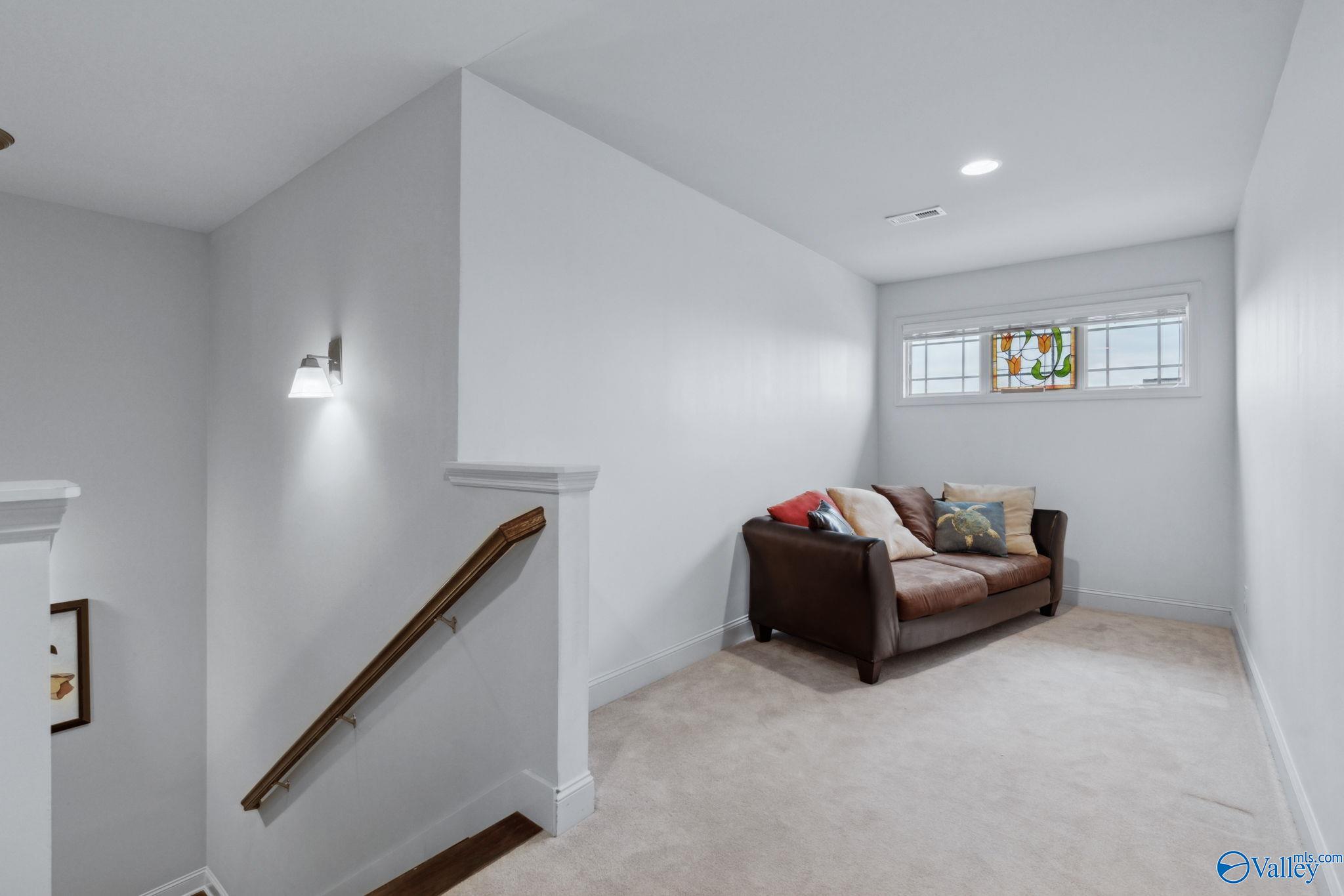 6403 Lincoln Park Place