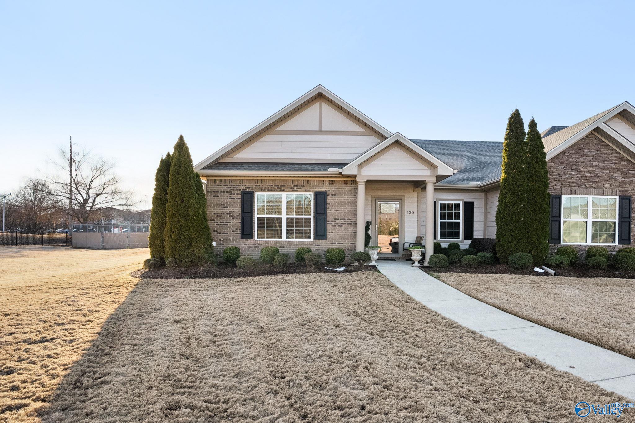 130 Moore Farm Circle NW