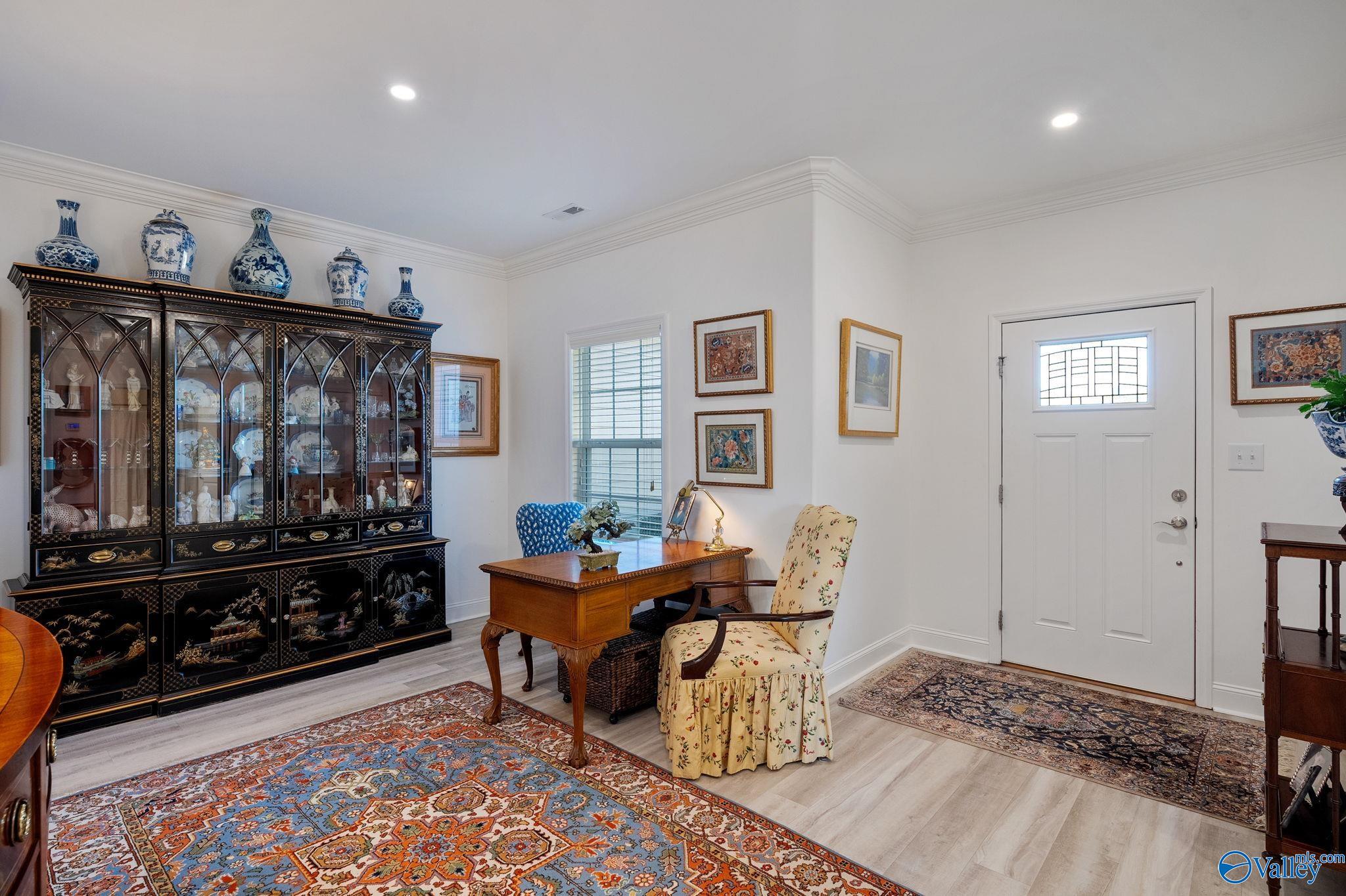 130 Moore Farm Circle NW