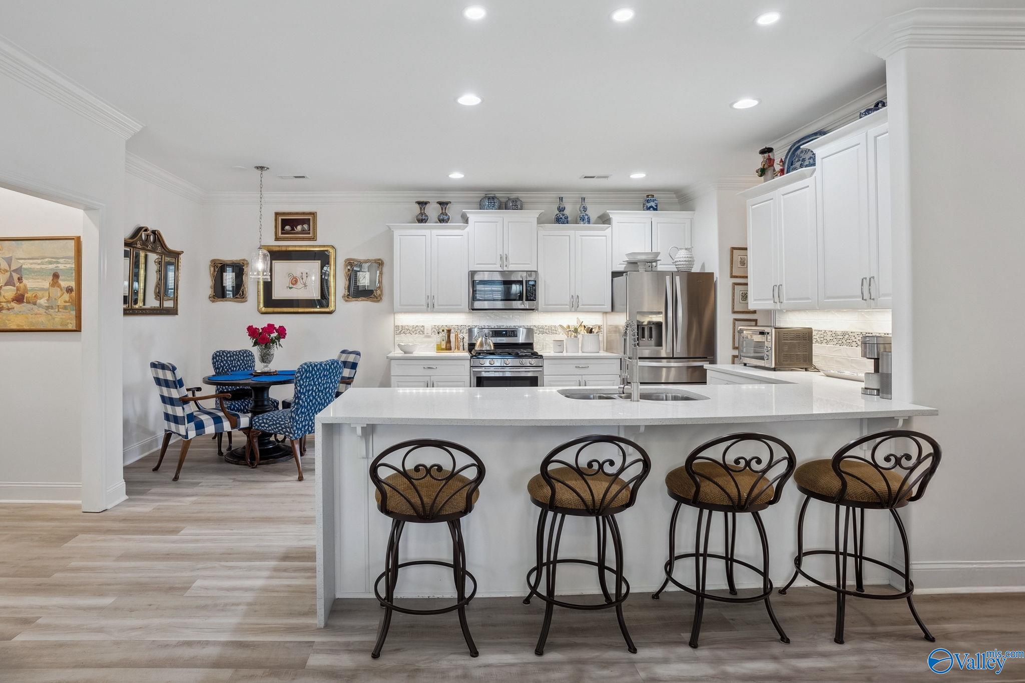 130 Moore Farm Circle NW