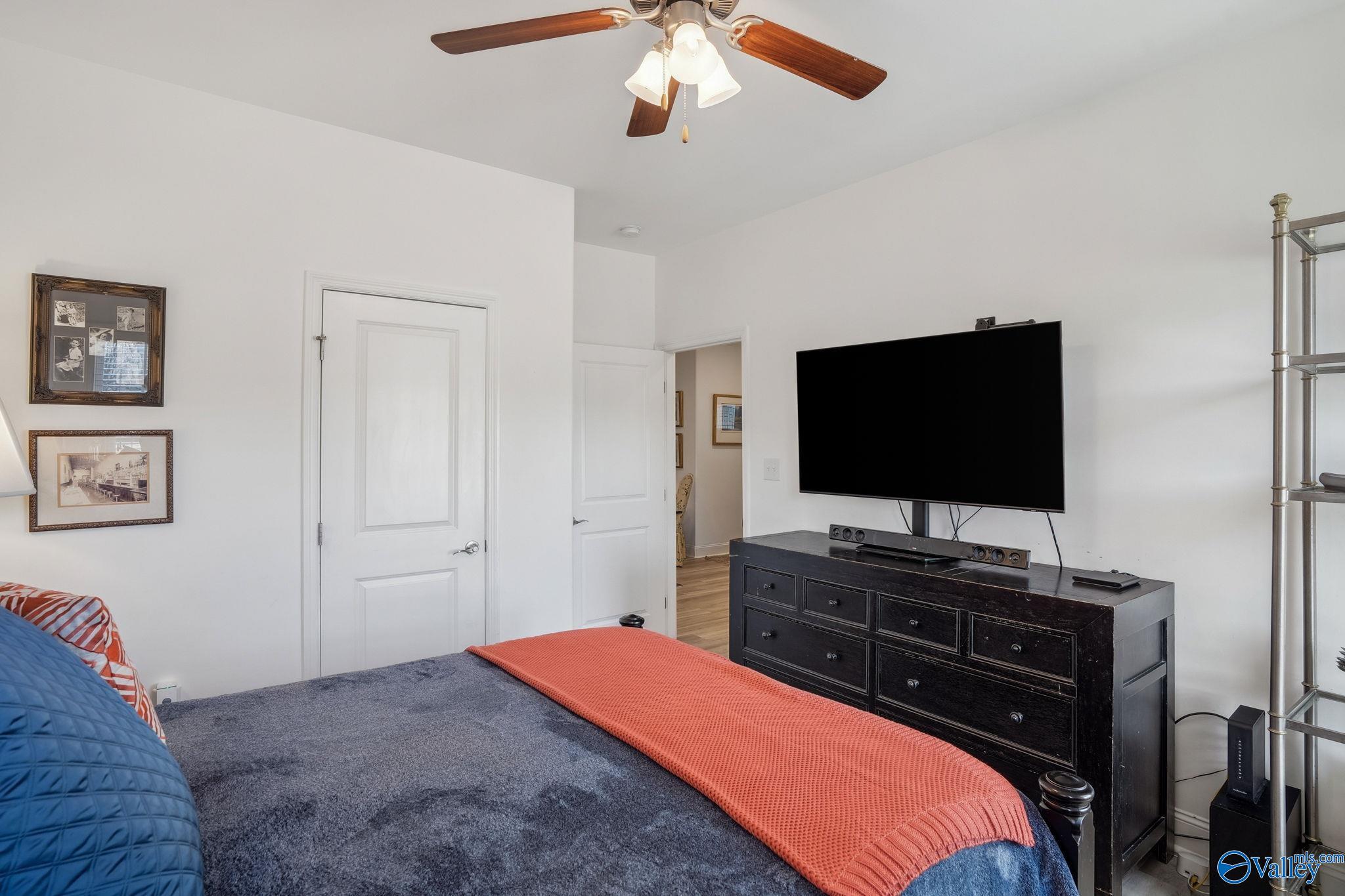 130 Moore Farm Circle NW