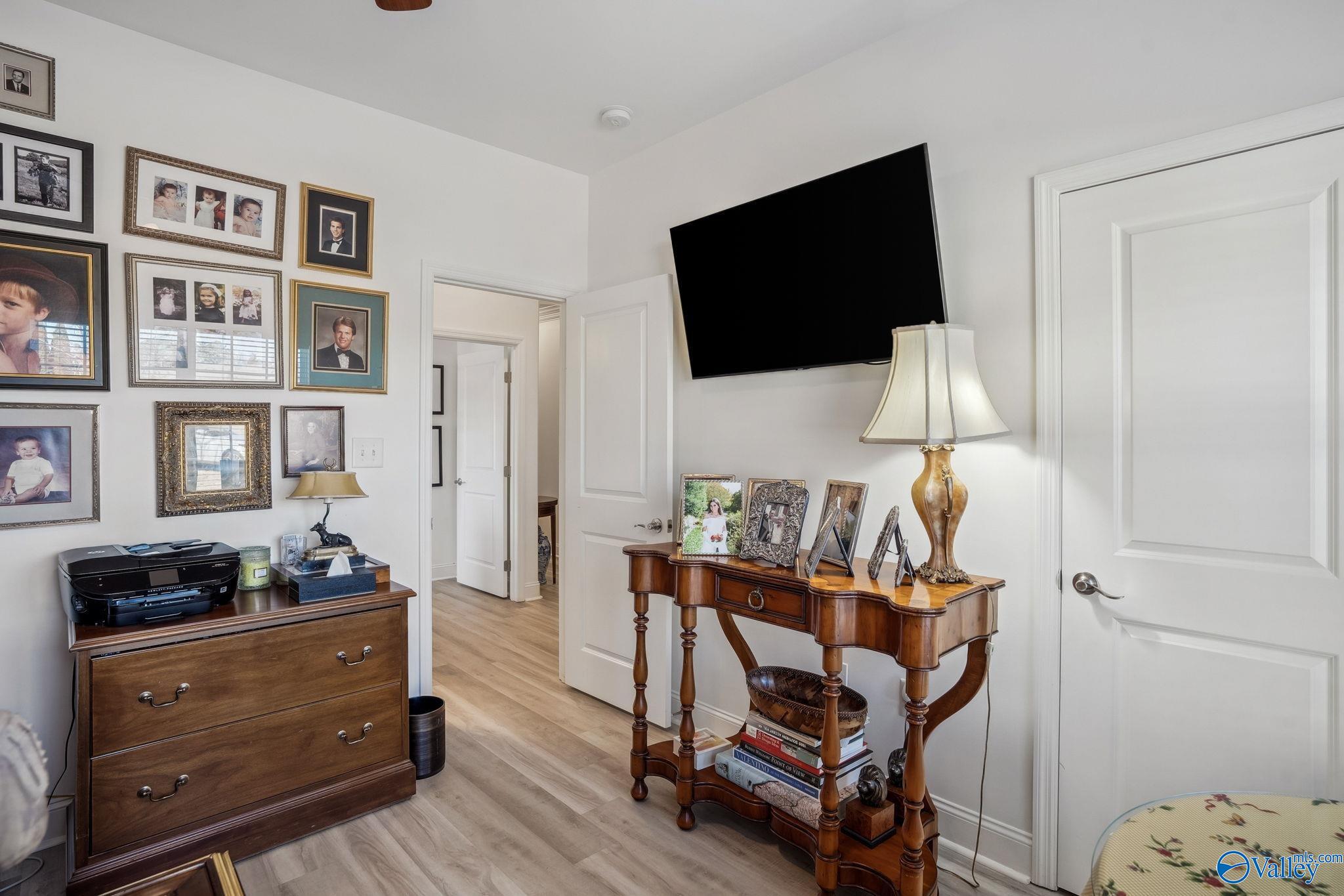 130 Moore Farm Circle NW