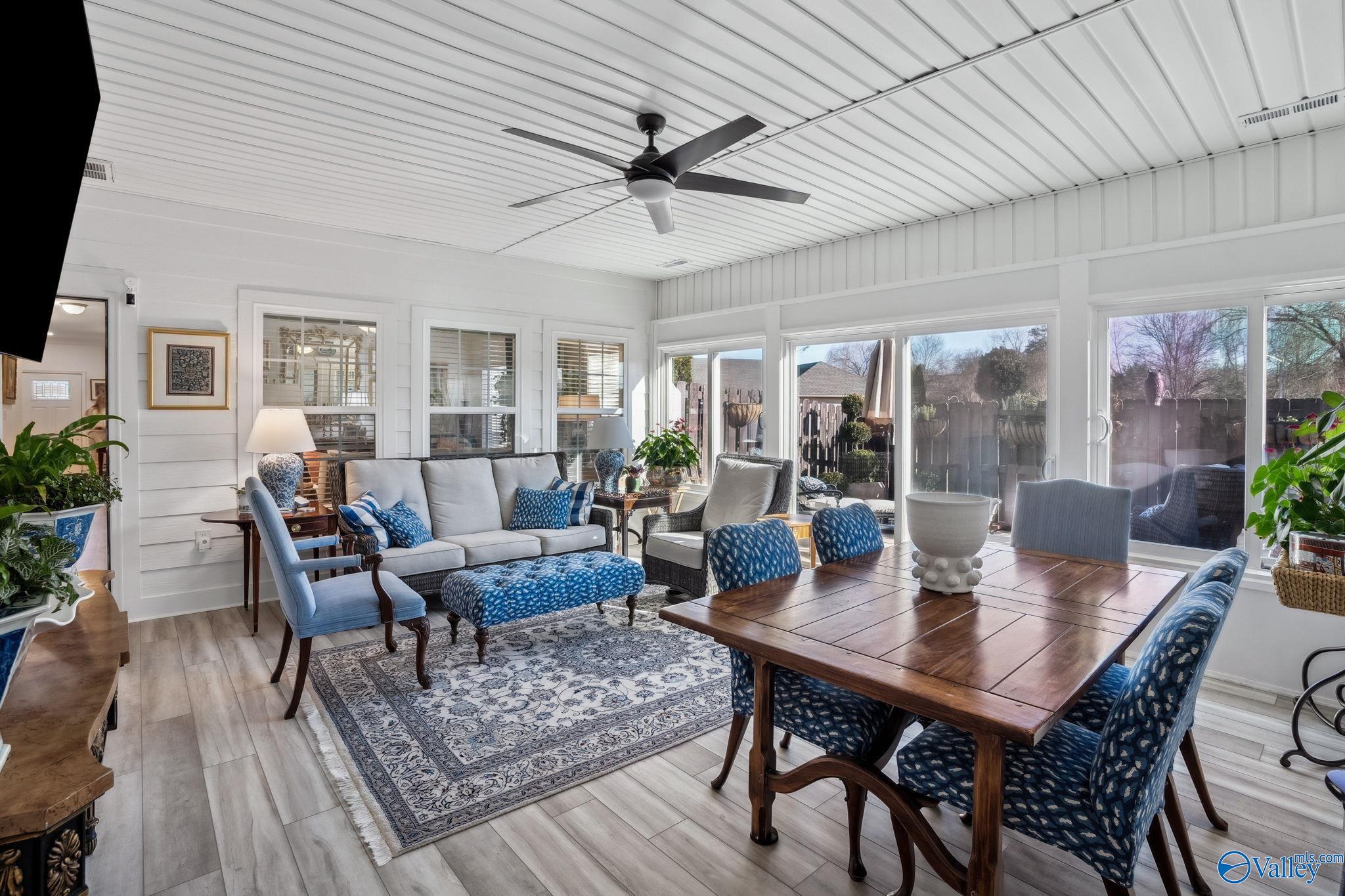 130 Moore Farm Circle NW