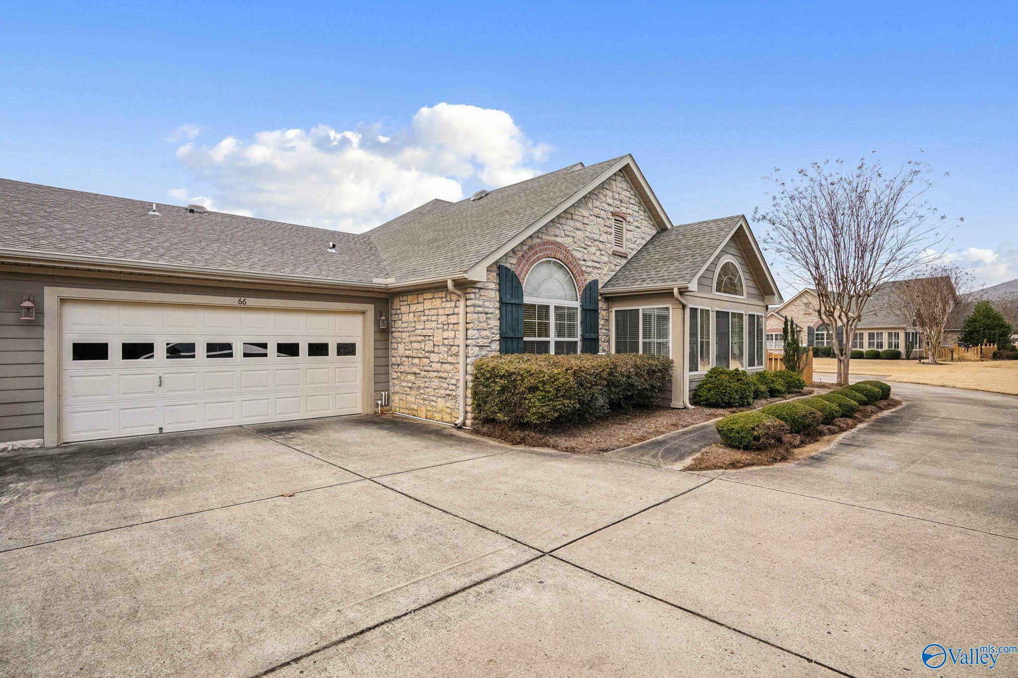 66 Laurel Lane # 602