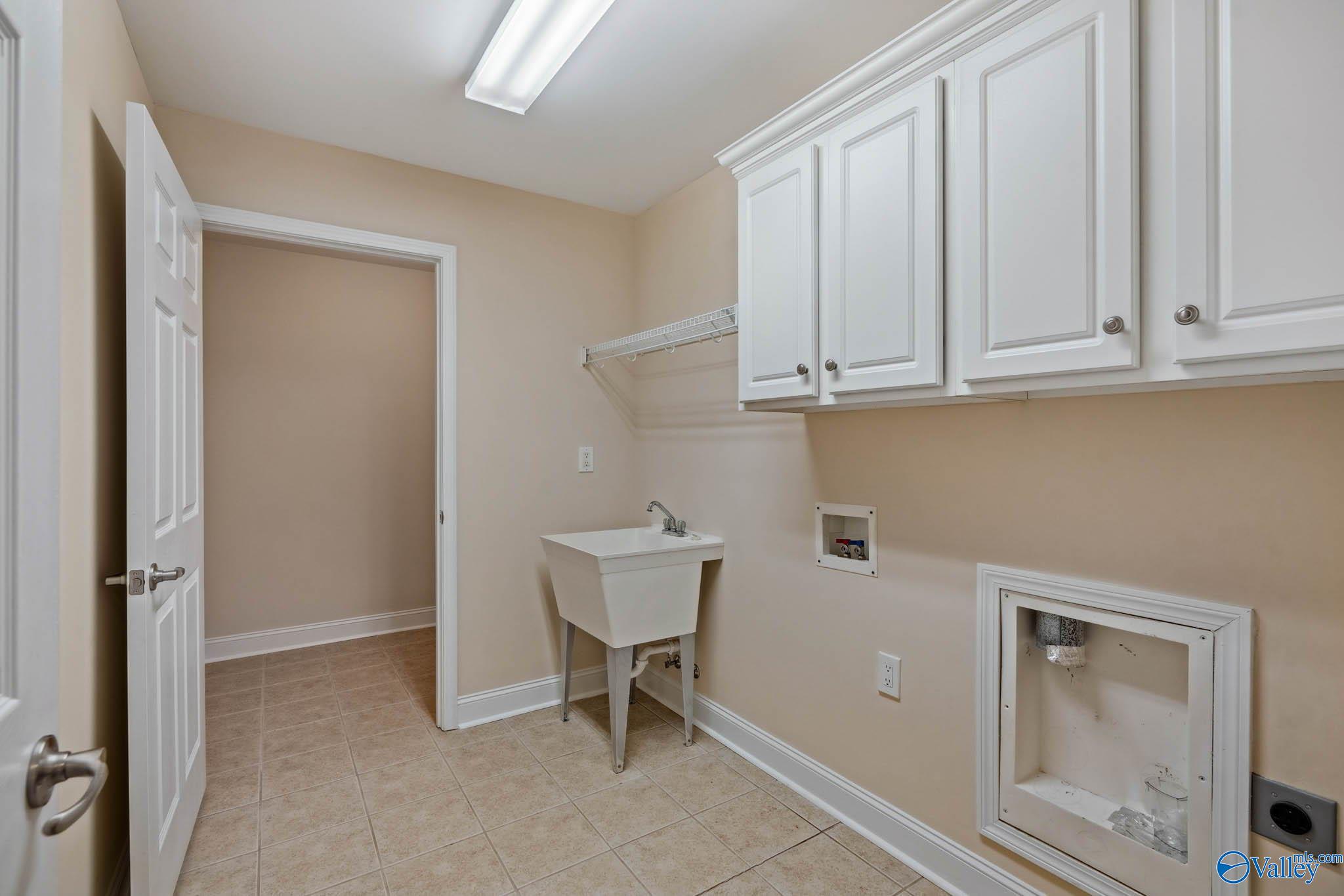 66 Laurel Lane # 602