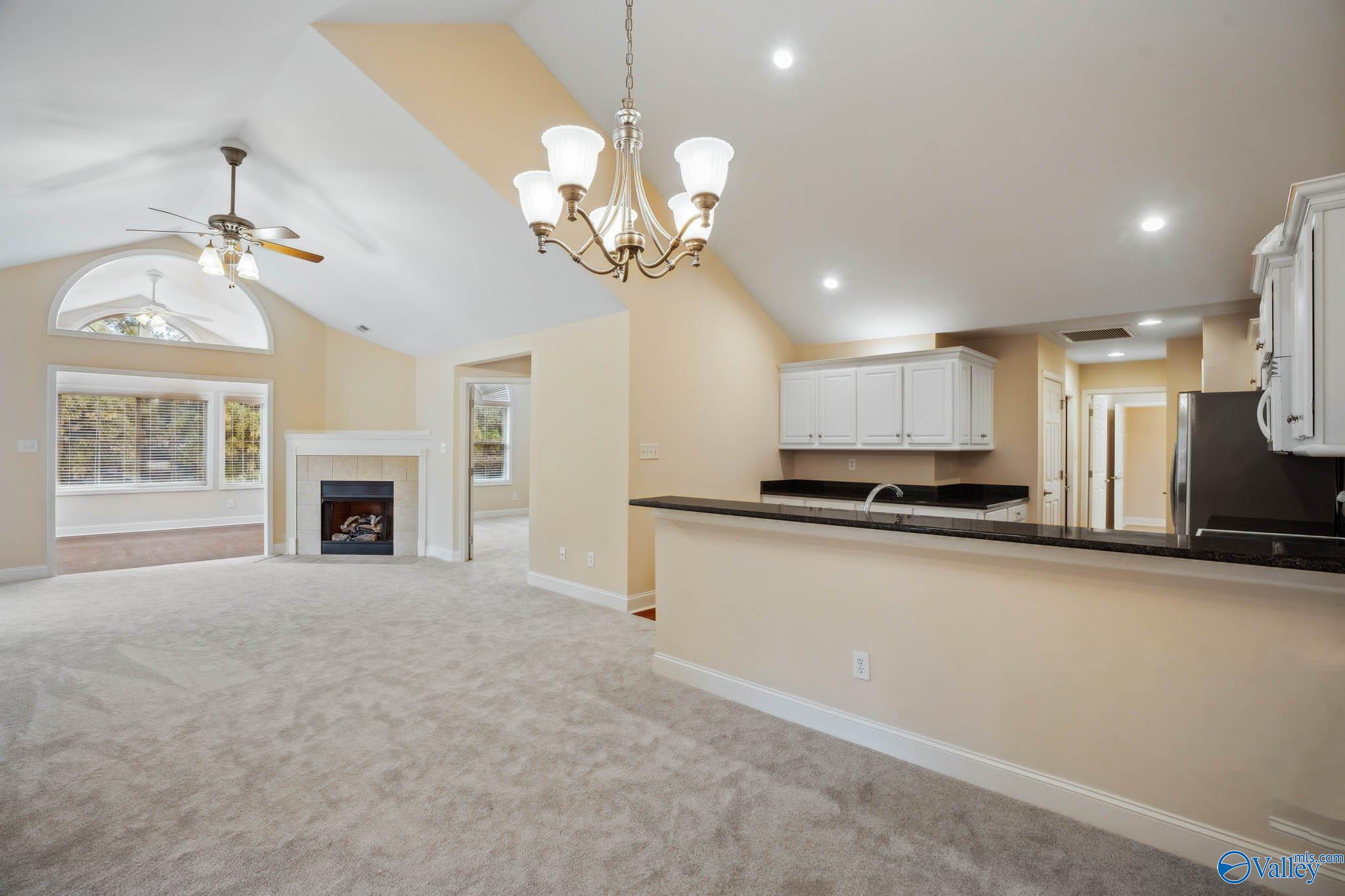 66 Laurel Lane # 602