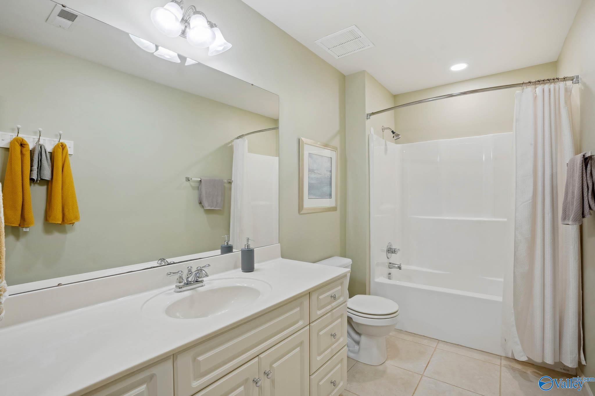 314 Acorn Grove Lane SW