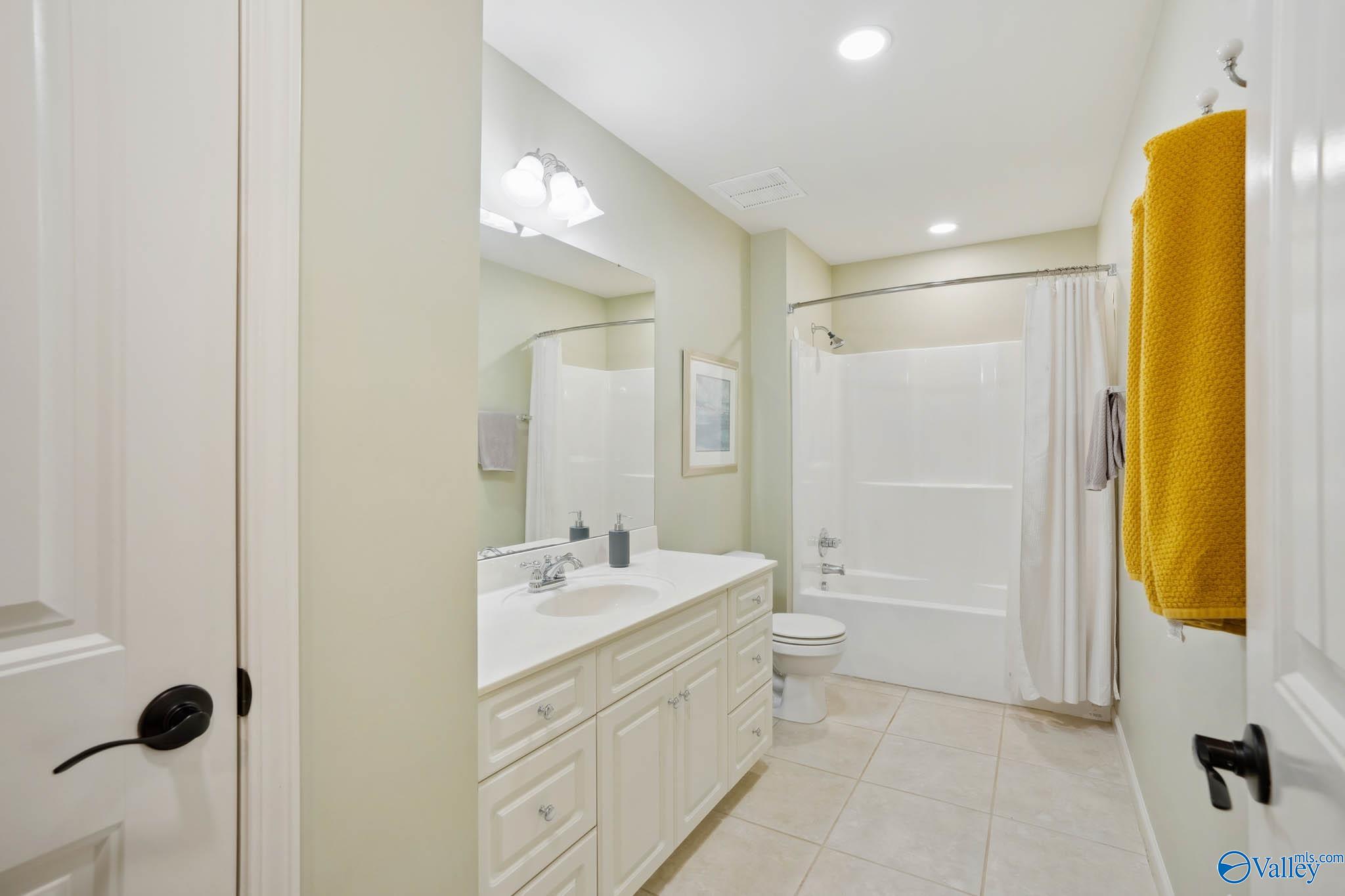 314 Acorn Grove Lane SW