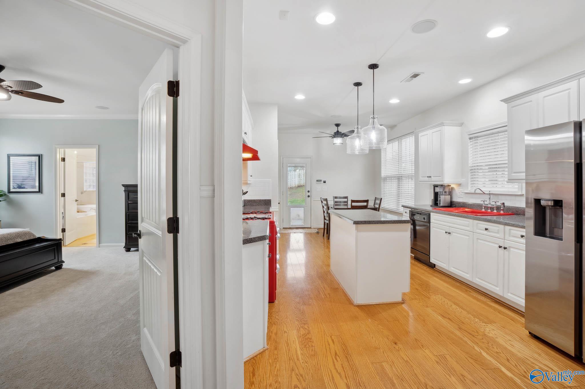 314 Acorn Grove Lane SW