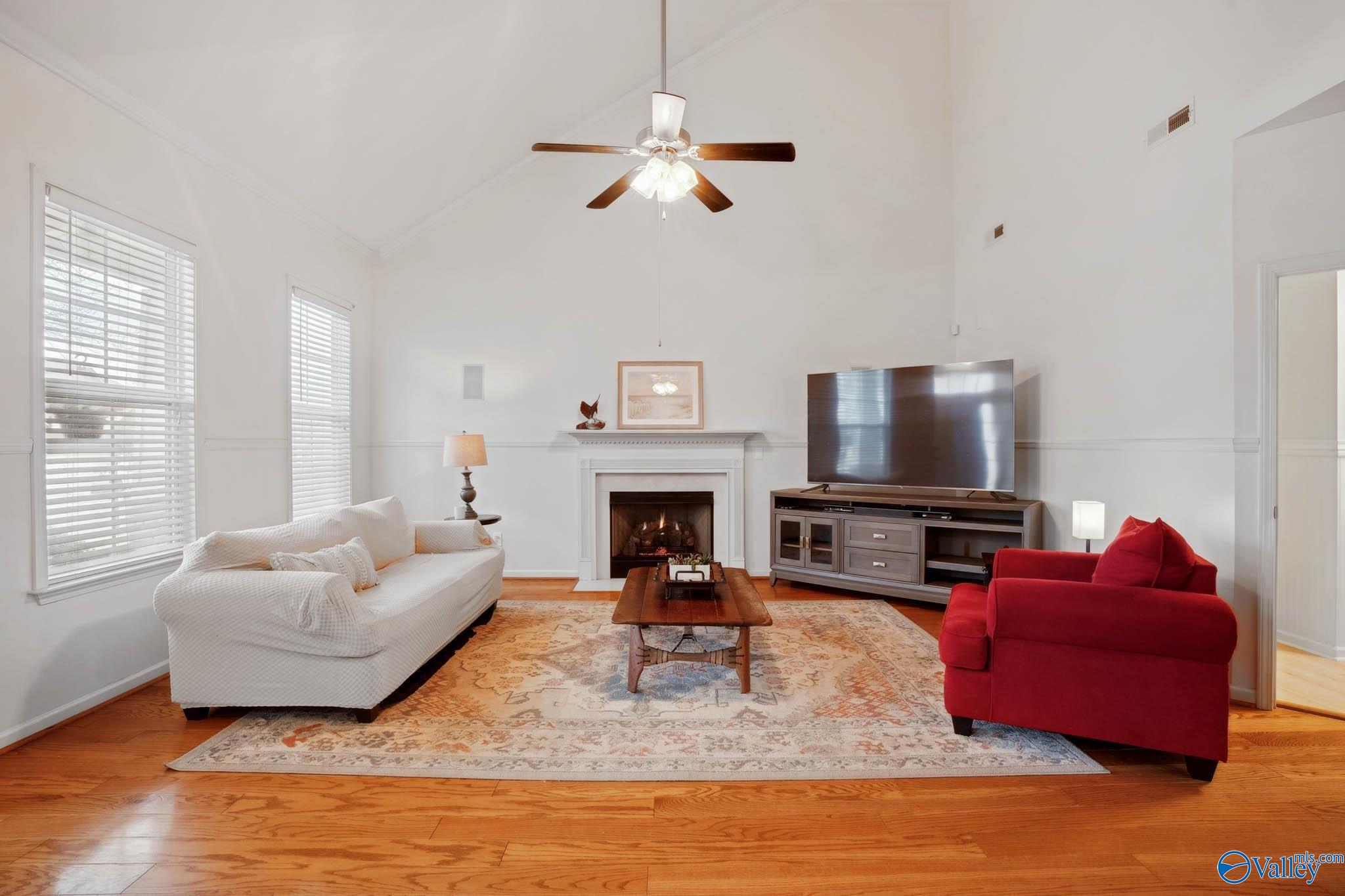 314 Acorn Grove Lane SW