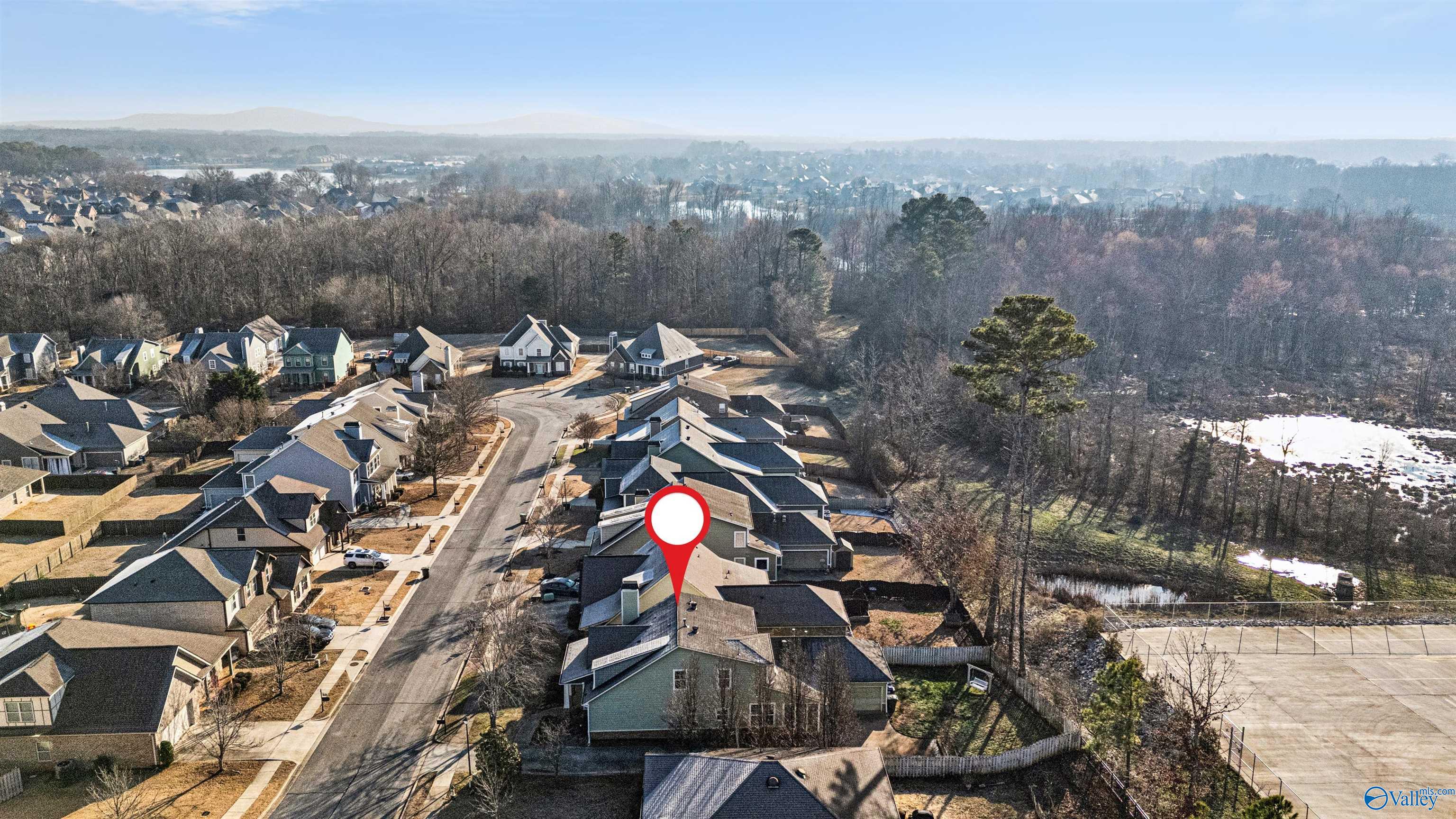 314 Acorn Grove Lane SW