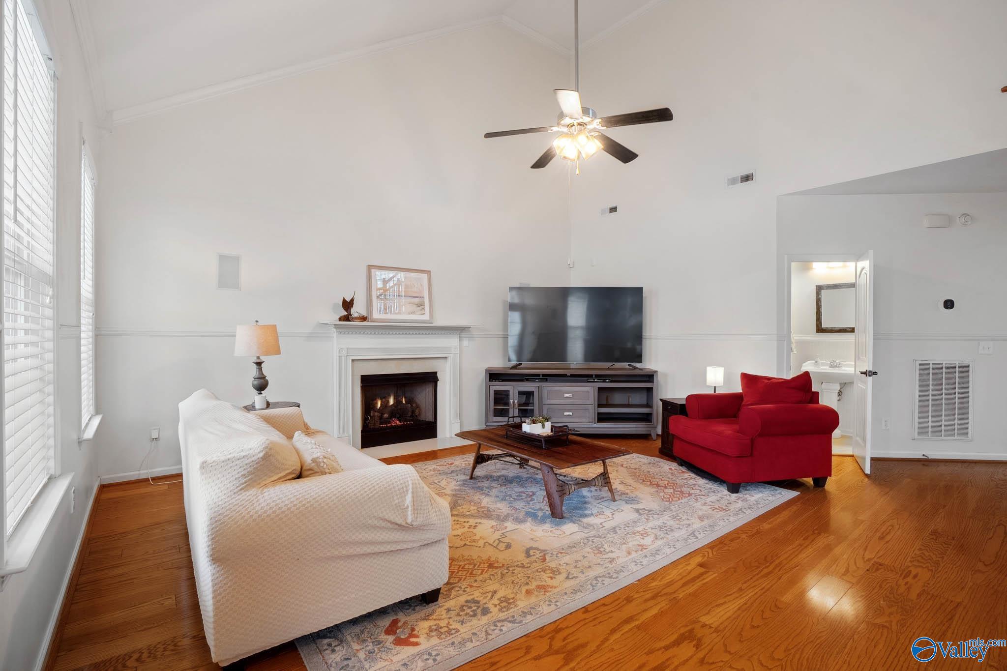 314 Acorn Grove Lane SW