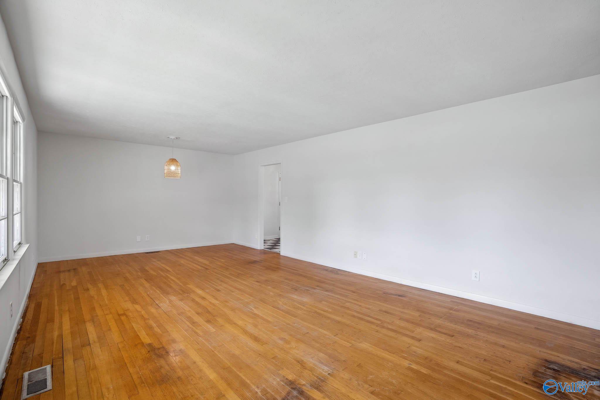 11301 Chicamauga Trail