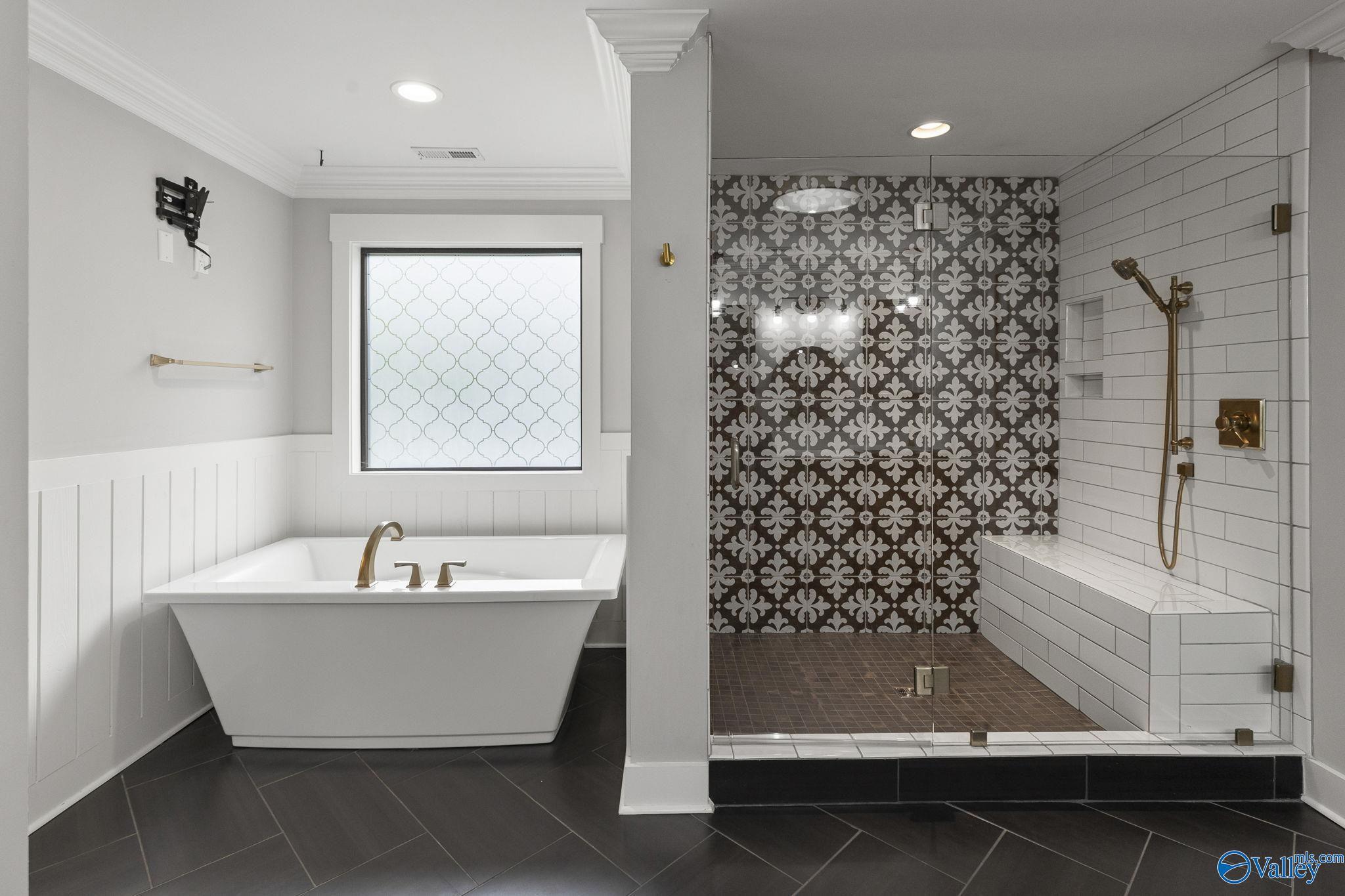 505 Oshaughnessy Avenue