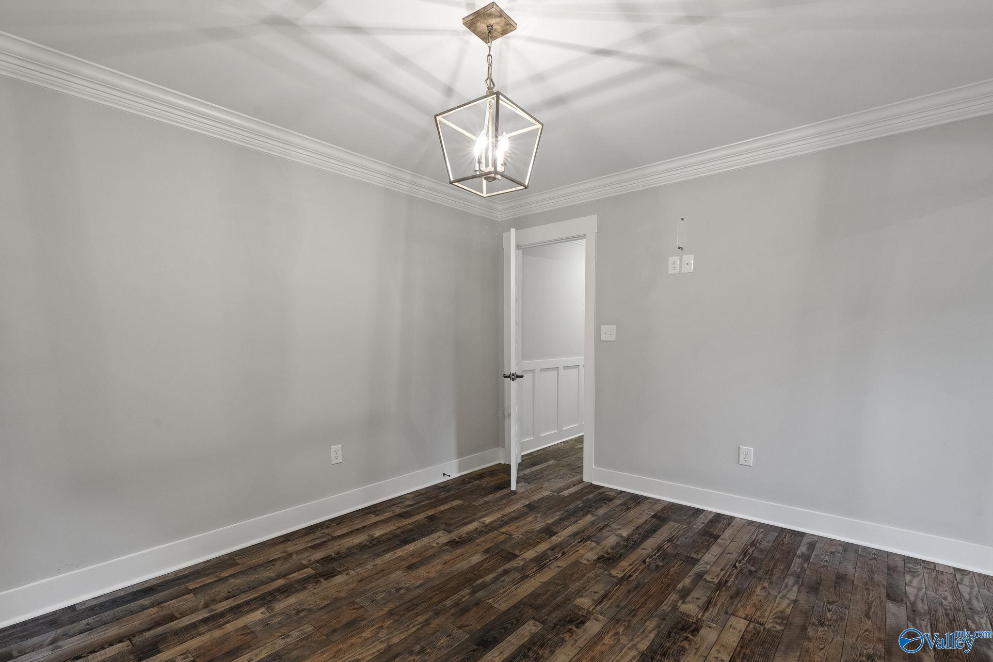 505 Oshaughnessy Avenue