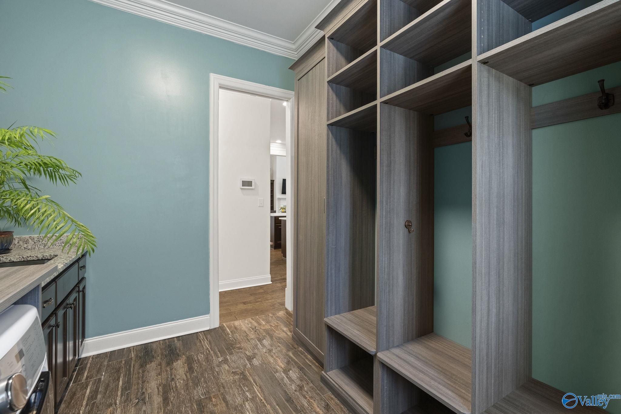 11 SE Braewick Place