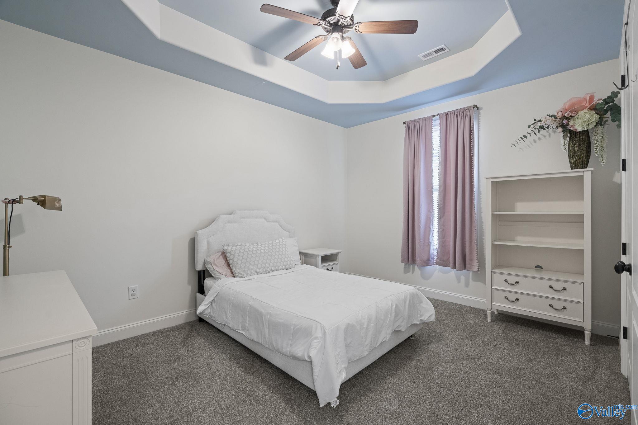 11 SE Braewick Place