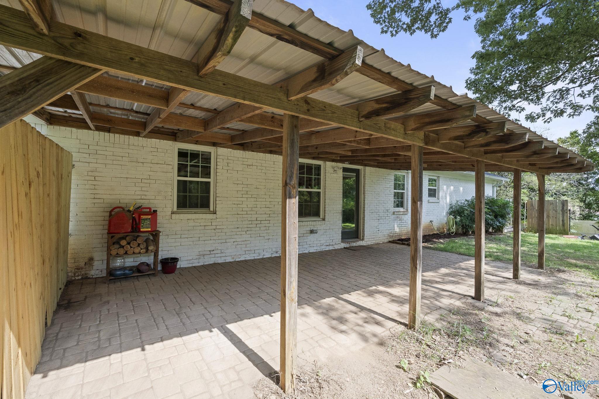 880 Browns Ferry Road