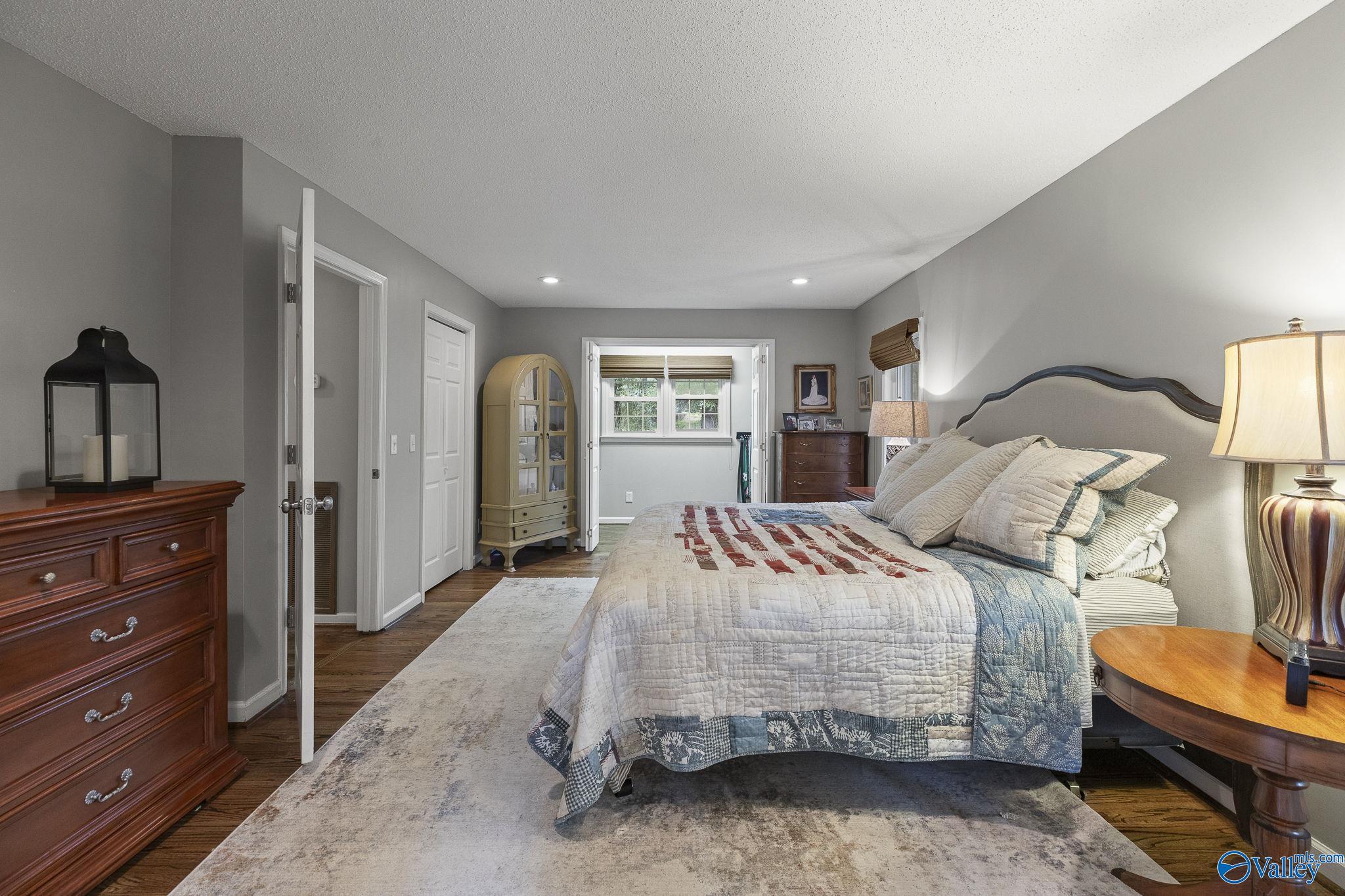 1950 Friendship Road