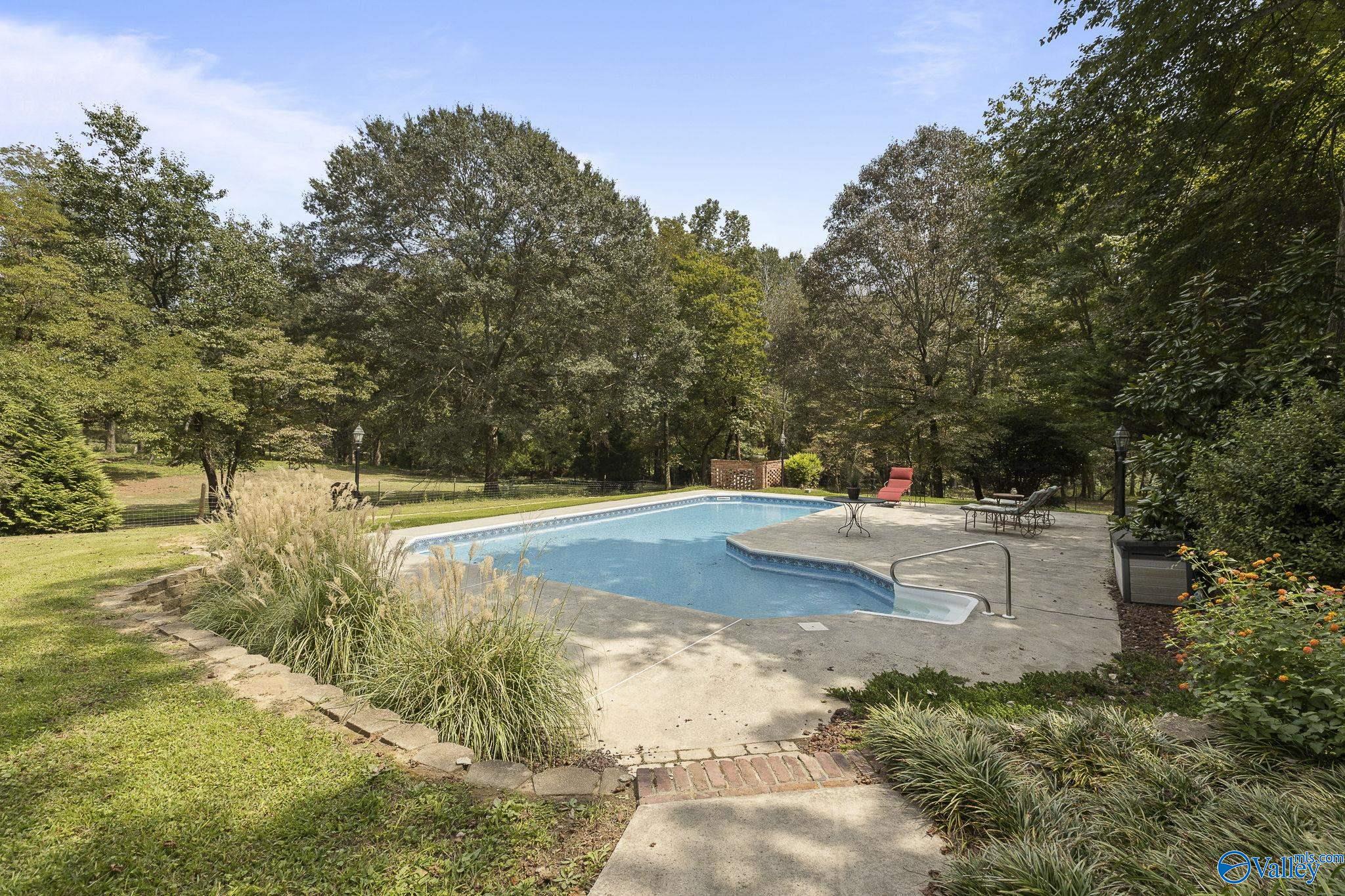 1950 Friendship Road