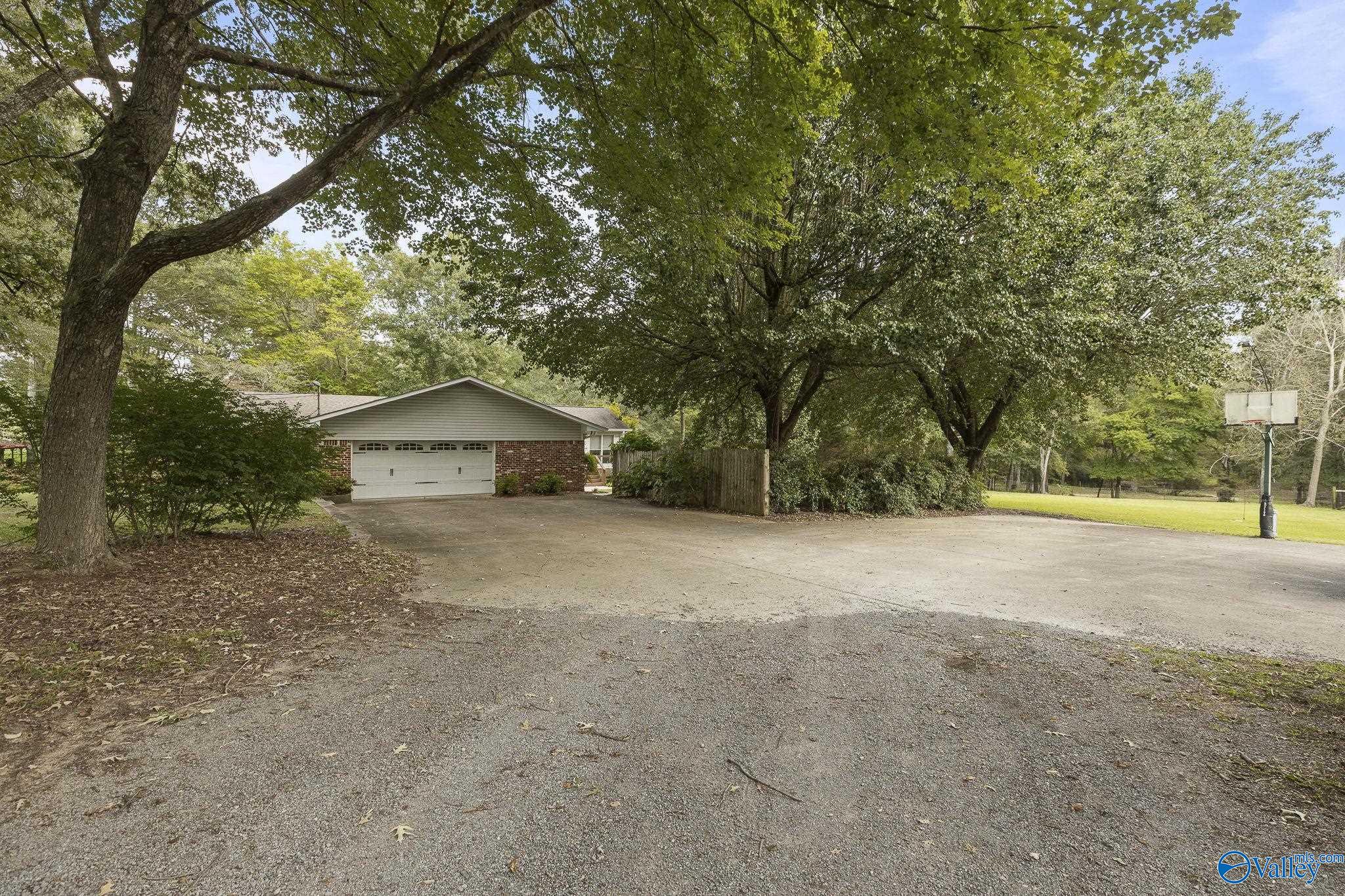 1950 Friendship Road