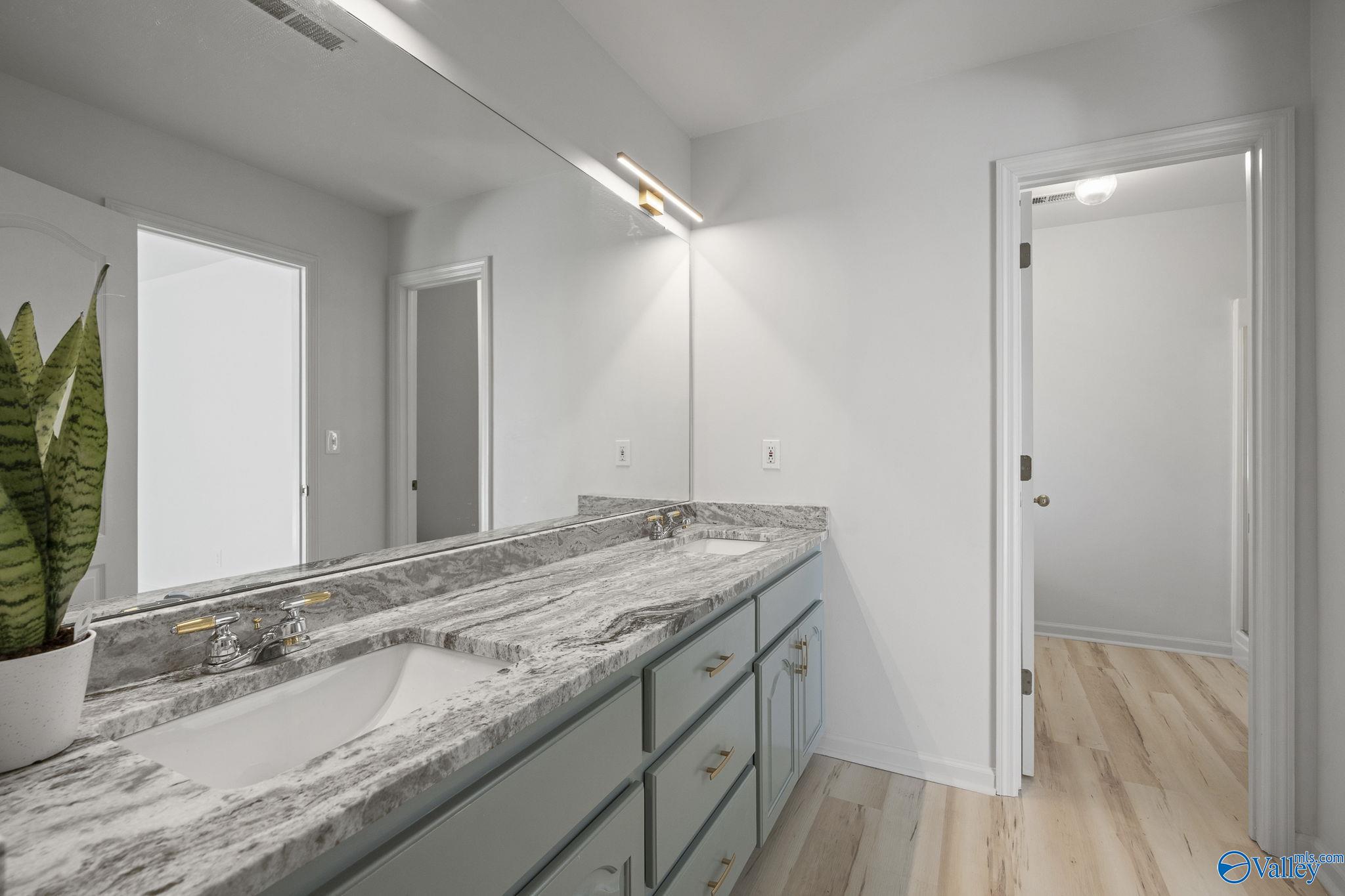 318 Wine Sap Circle