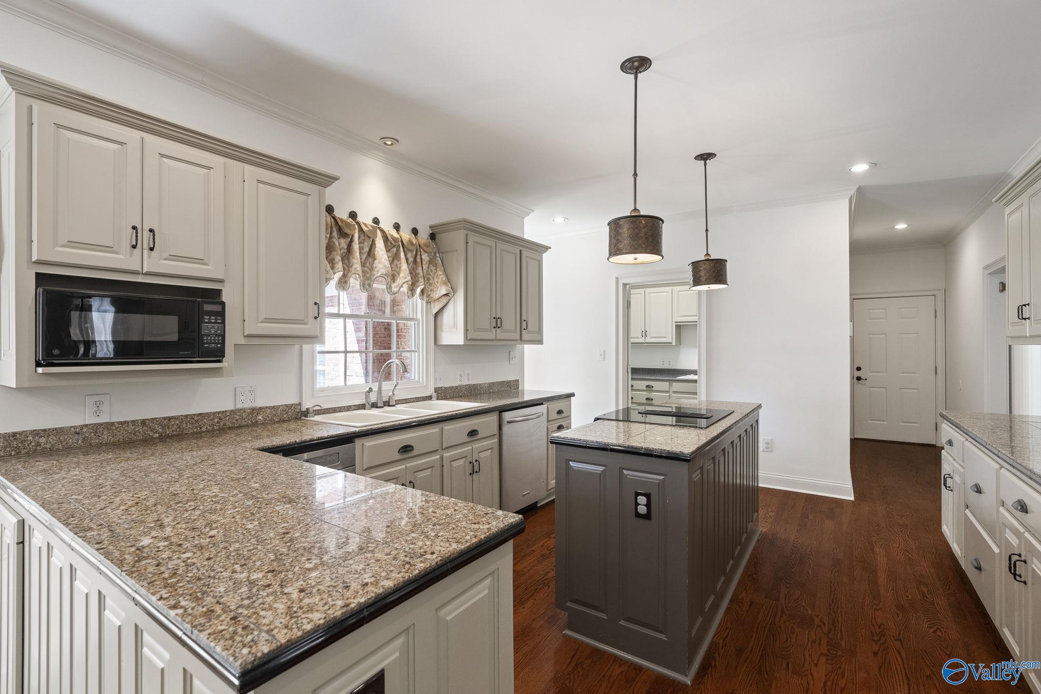 5012 Wainwright Avenue SE