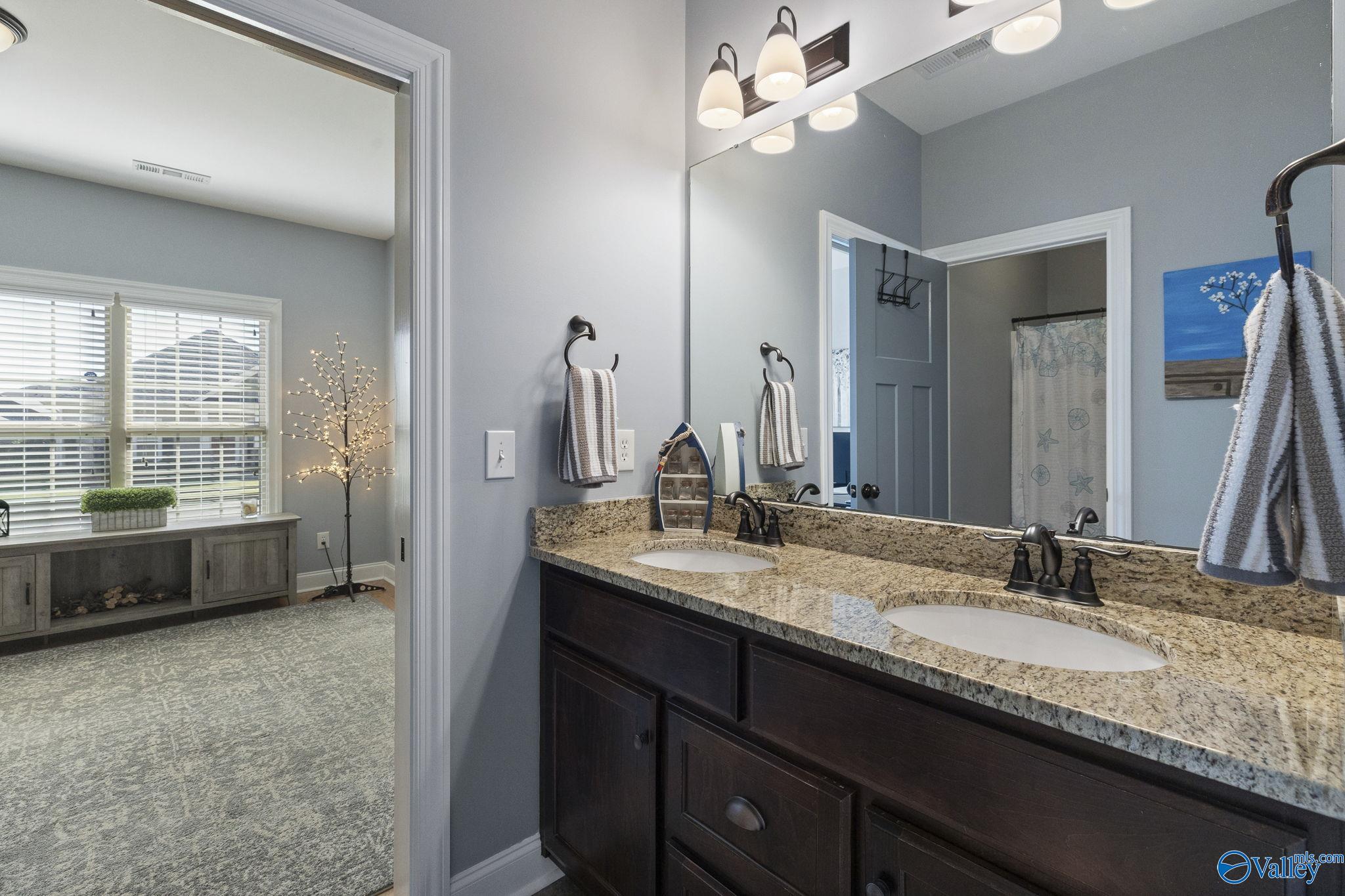 6426 Dunnavant Place NW