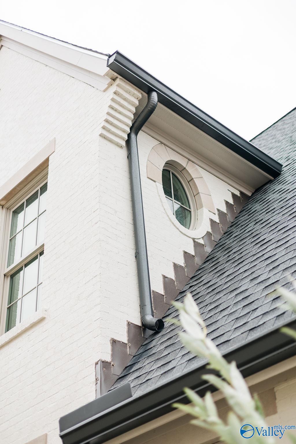 8 Lendon Park Drive SE