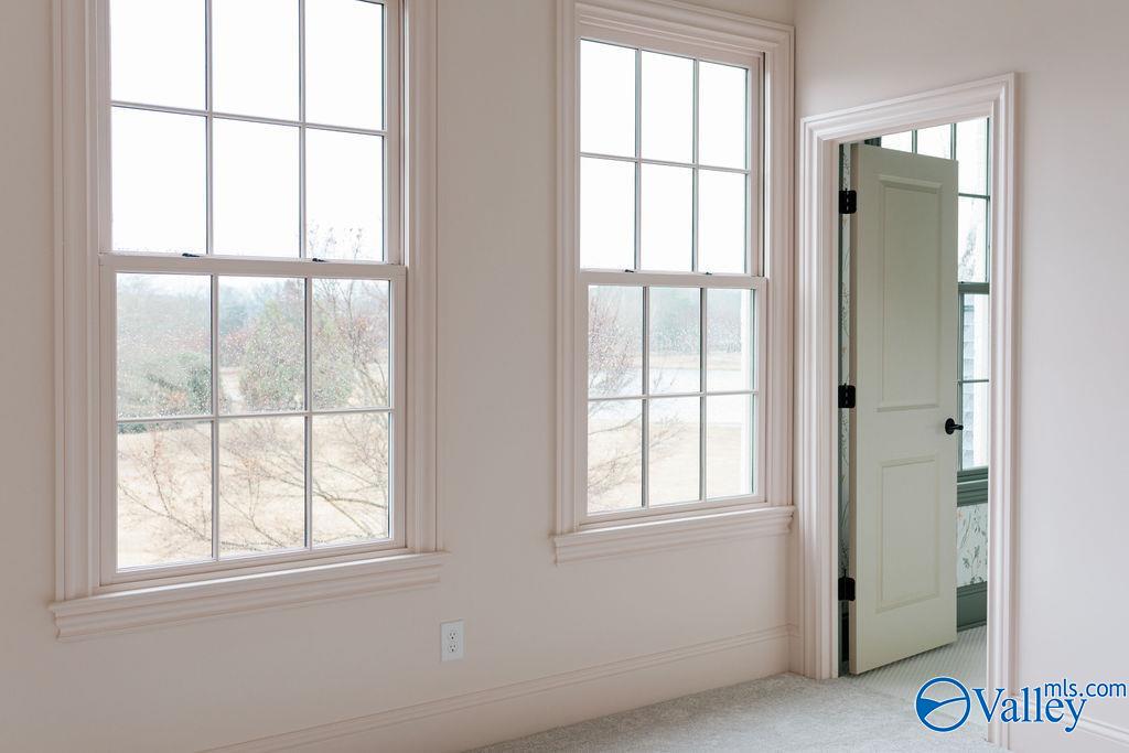 8 Lendon Park Drive SE