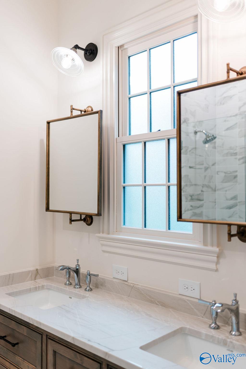 8 Lendon Park Drive SE