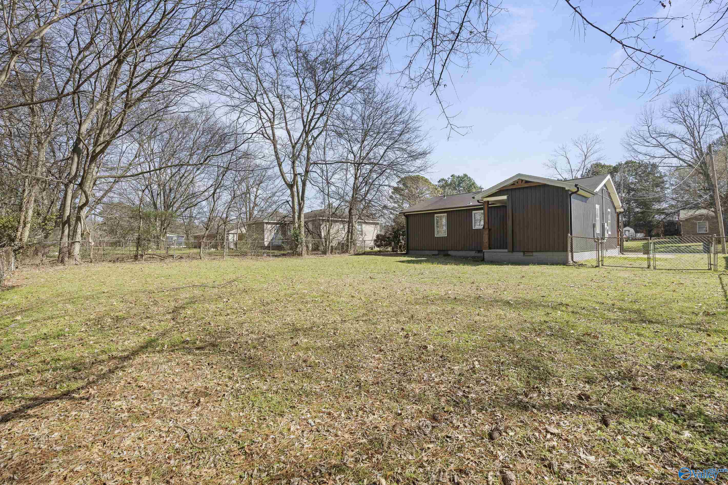 1613 Armstrong Street NW