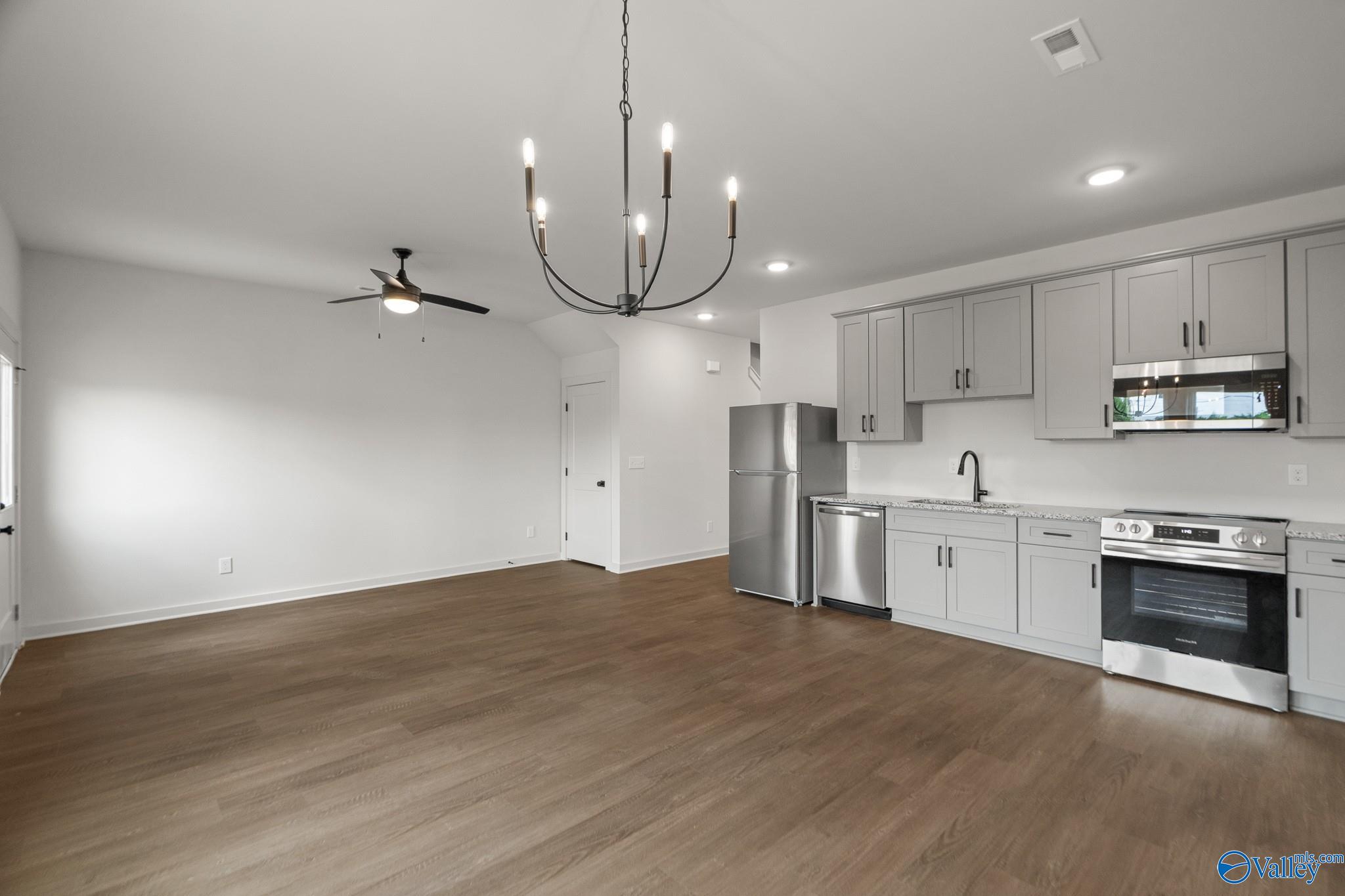 2512 Freeman Road