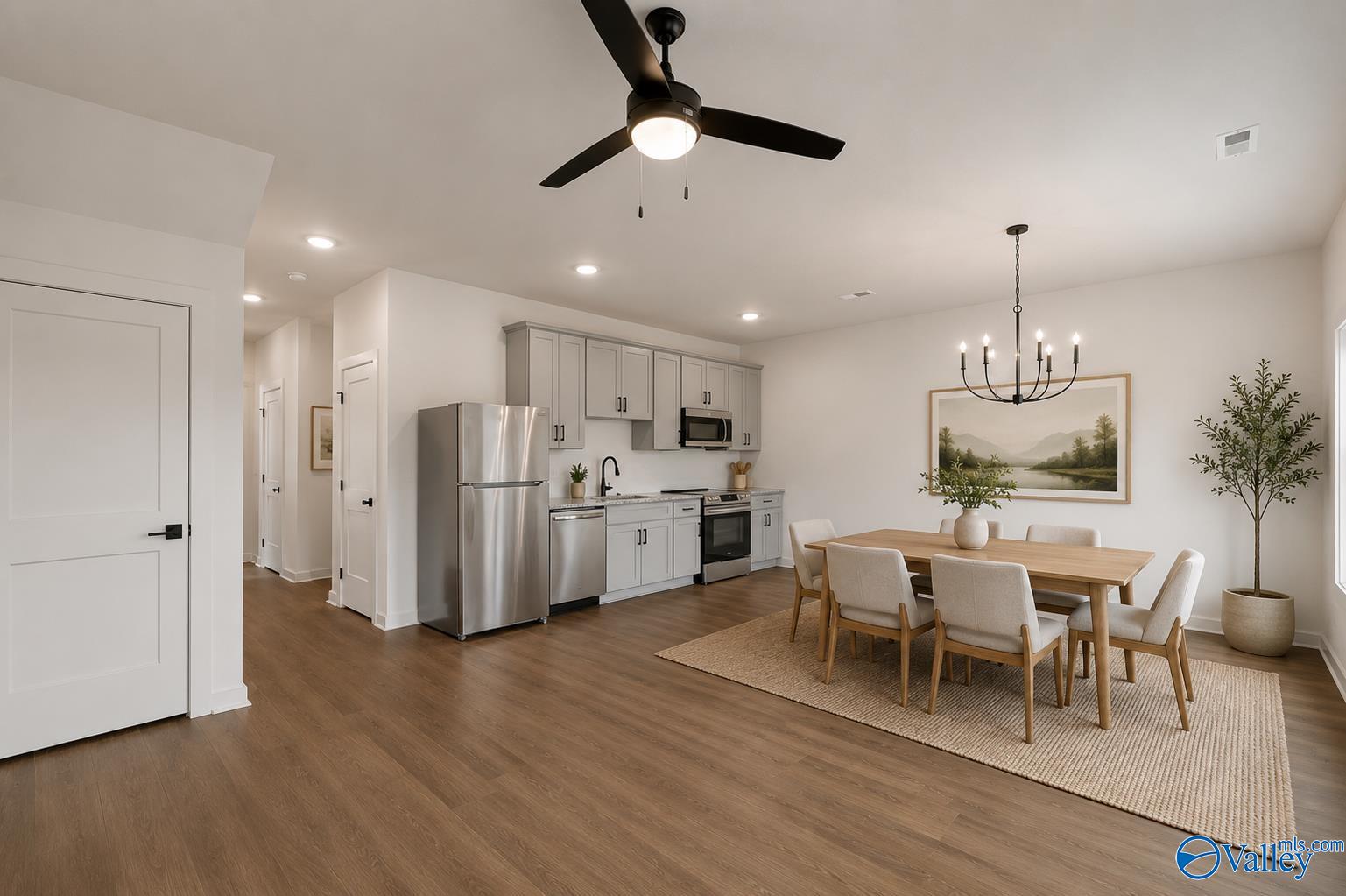 2512 Freeman Road