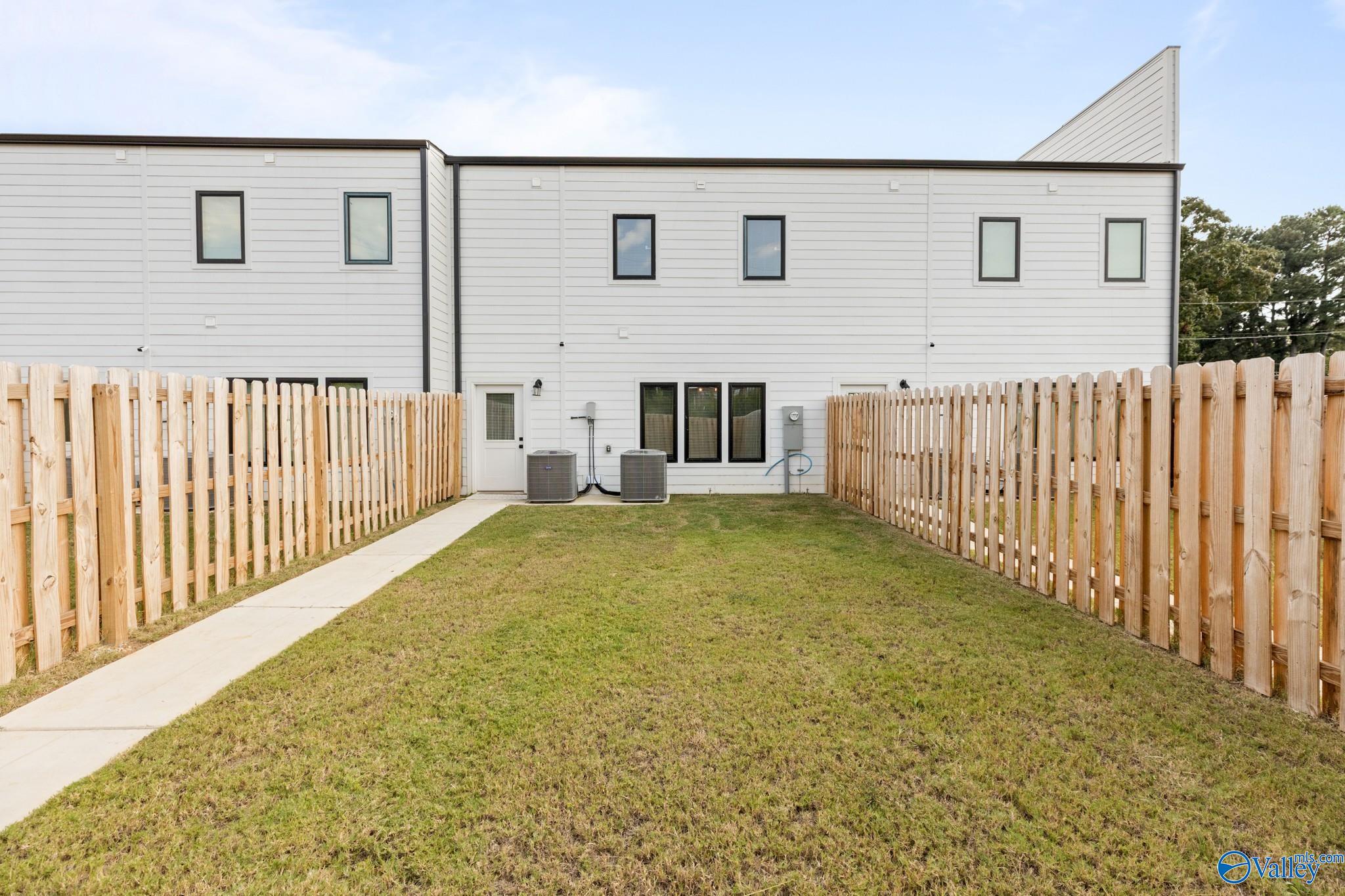2512 Freeman Road