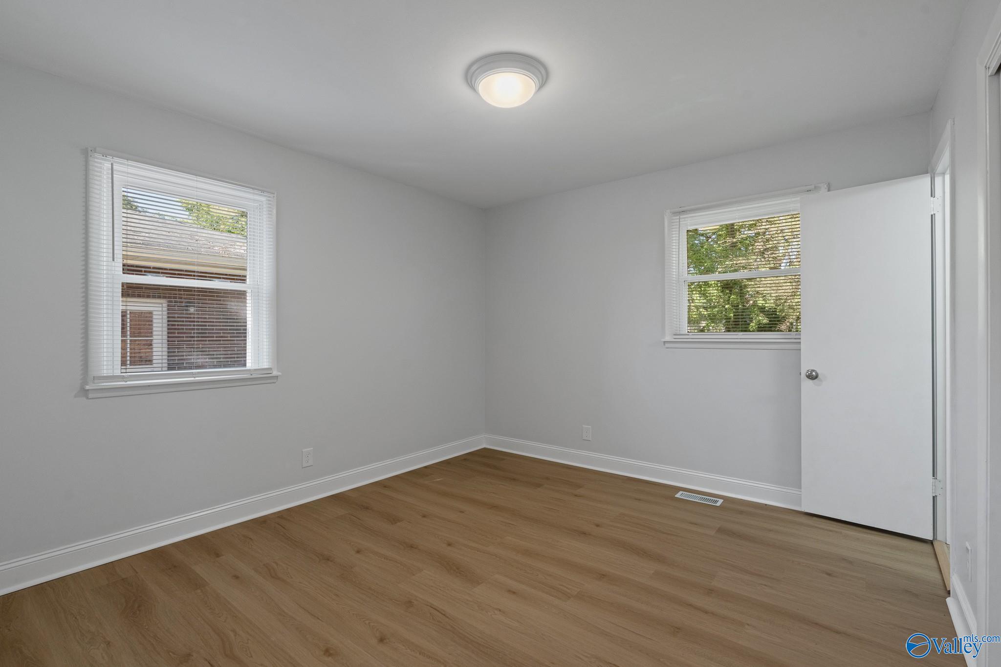 3804 Saturn Drive