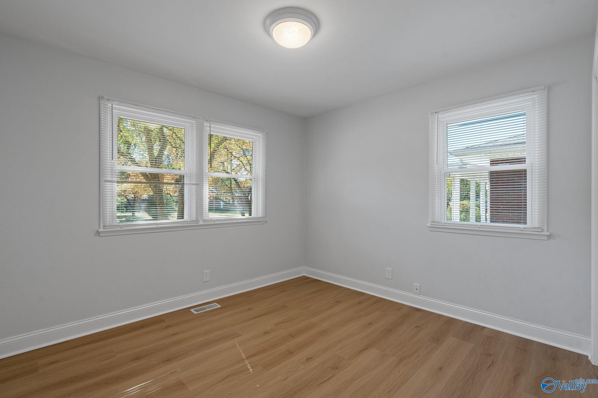 3804 Saturn Drive
