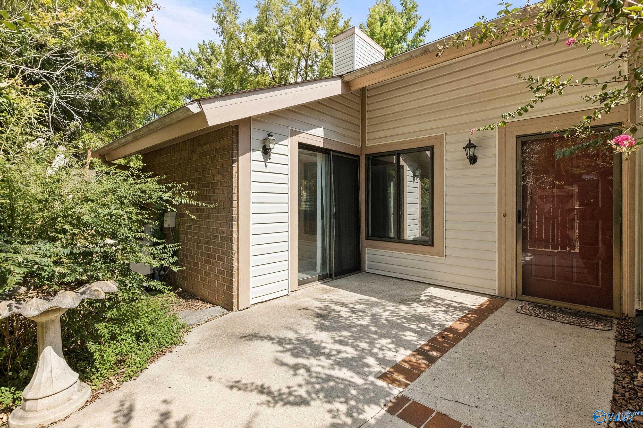 1324 Julia Street