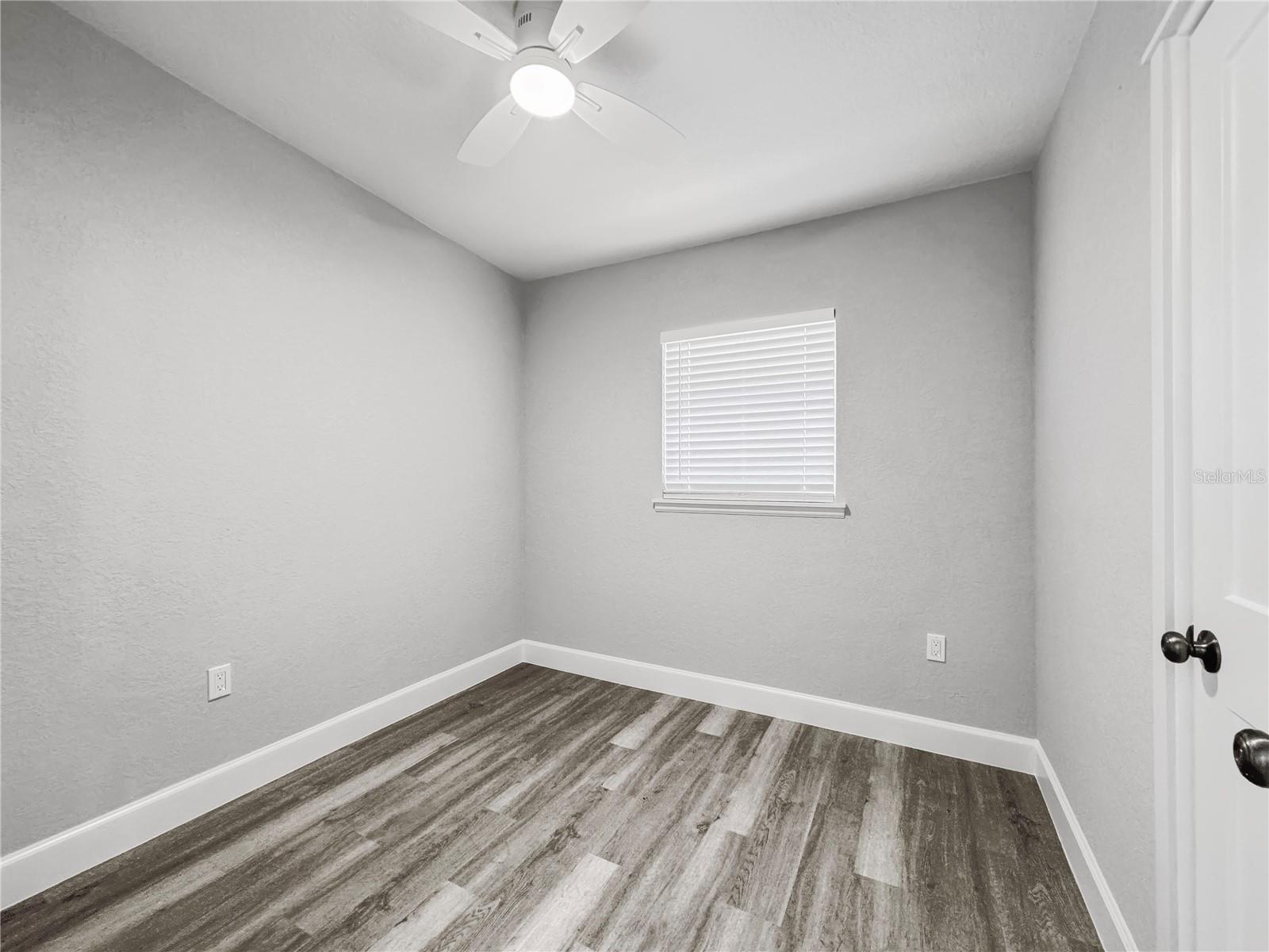 2128 LINDEN RD