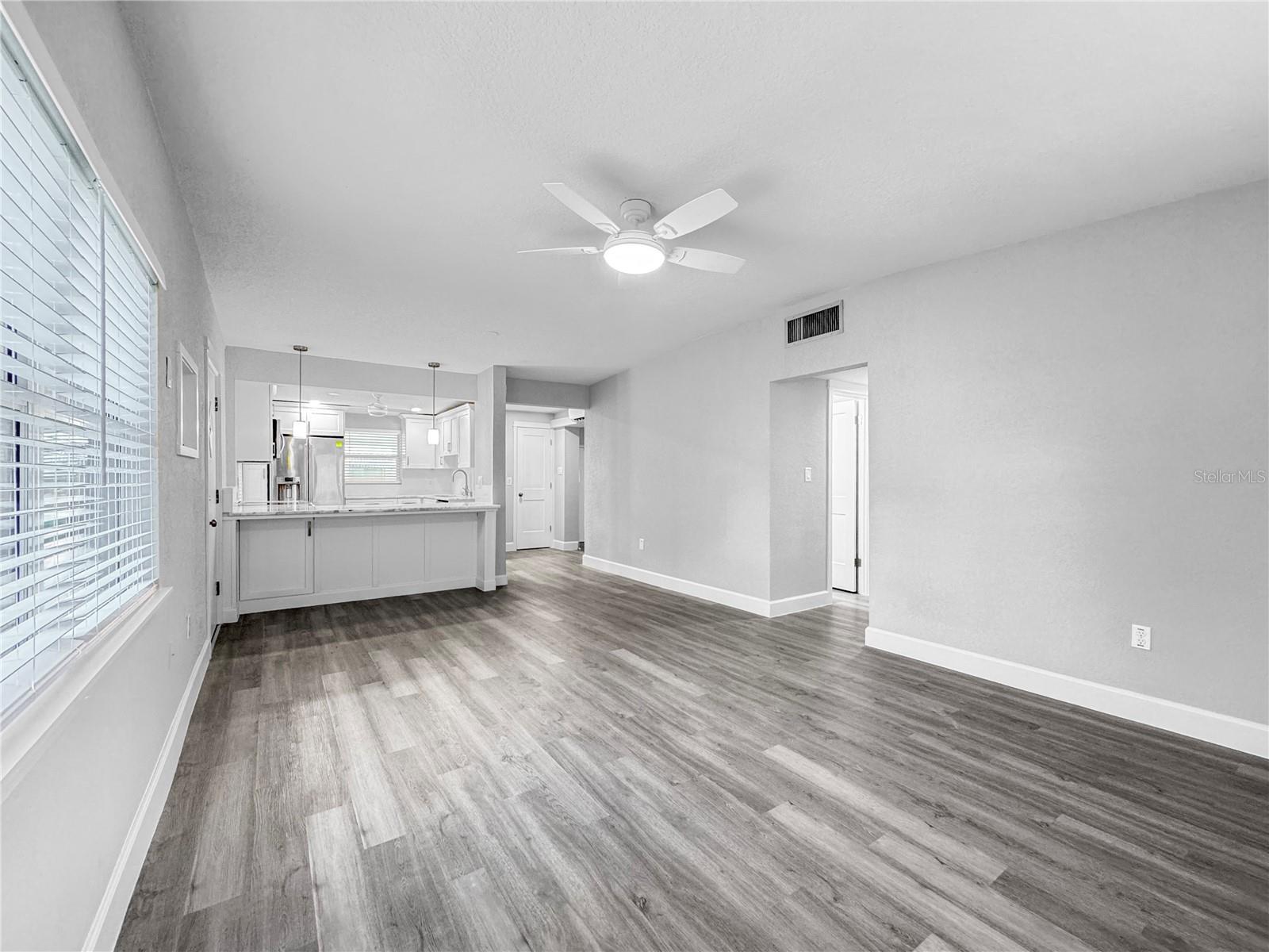 2128 LINDEN RD