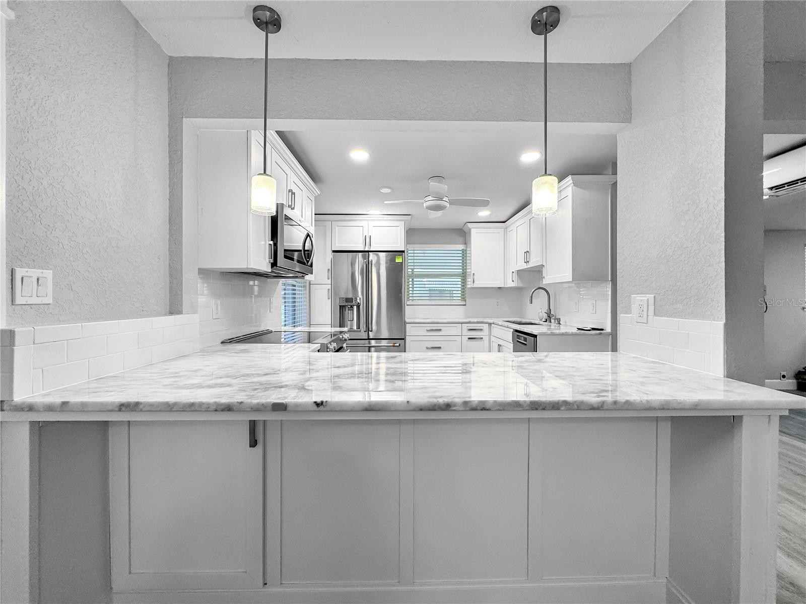 2128 LINDEN RD