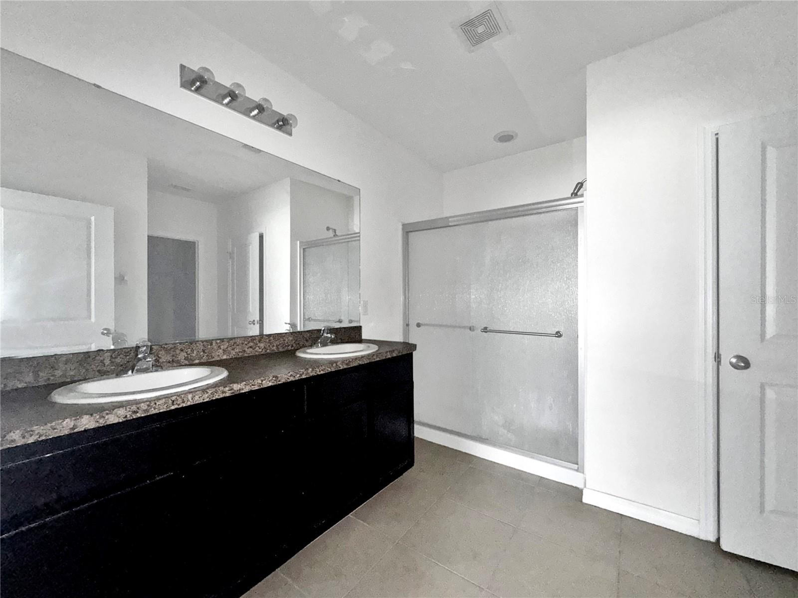 8204 BILSTON VILLAGE LN