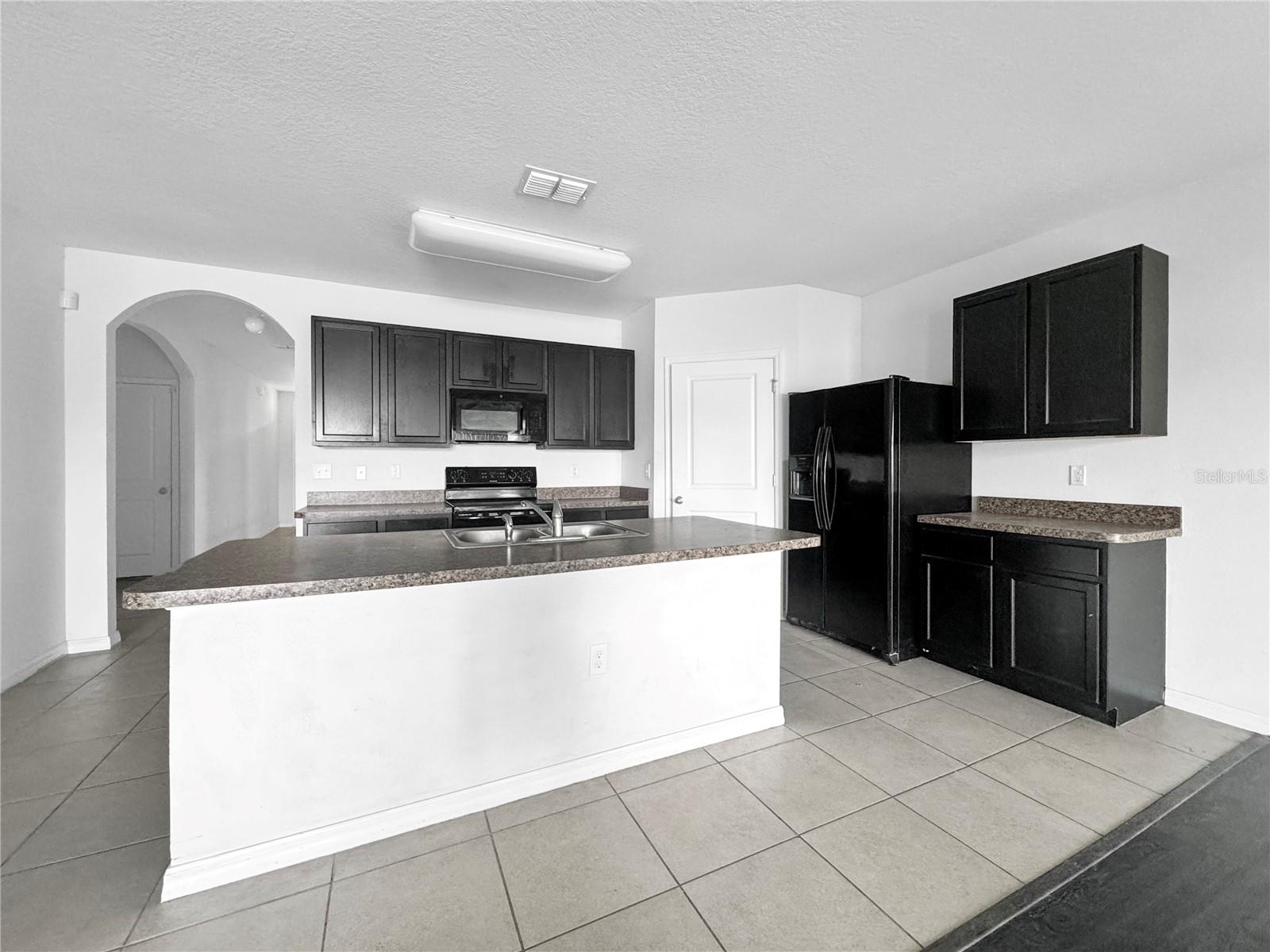 8204 BILSTON VILLAGE LN